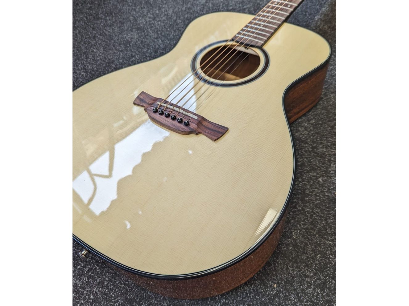 Crafter Able T-600 Orchestra Acoustic Guitar In Natural
