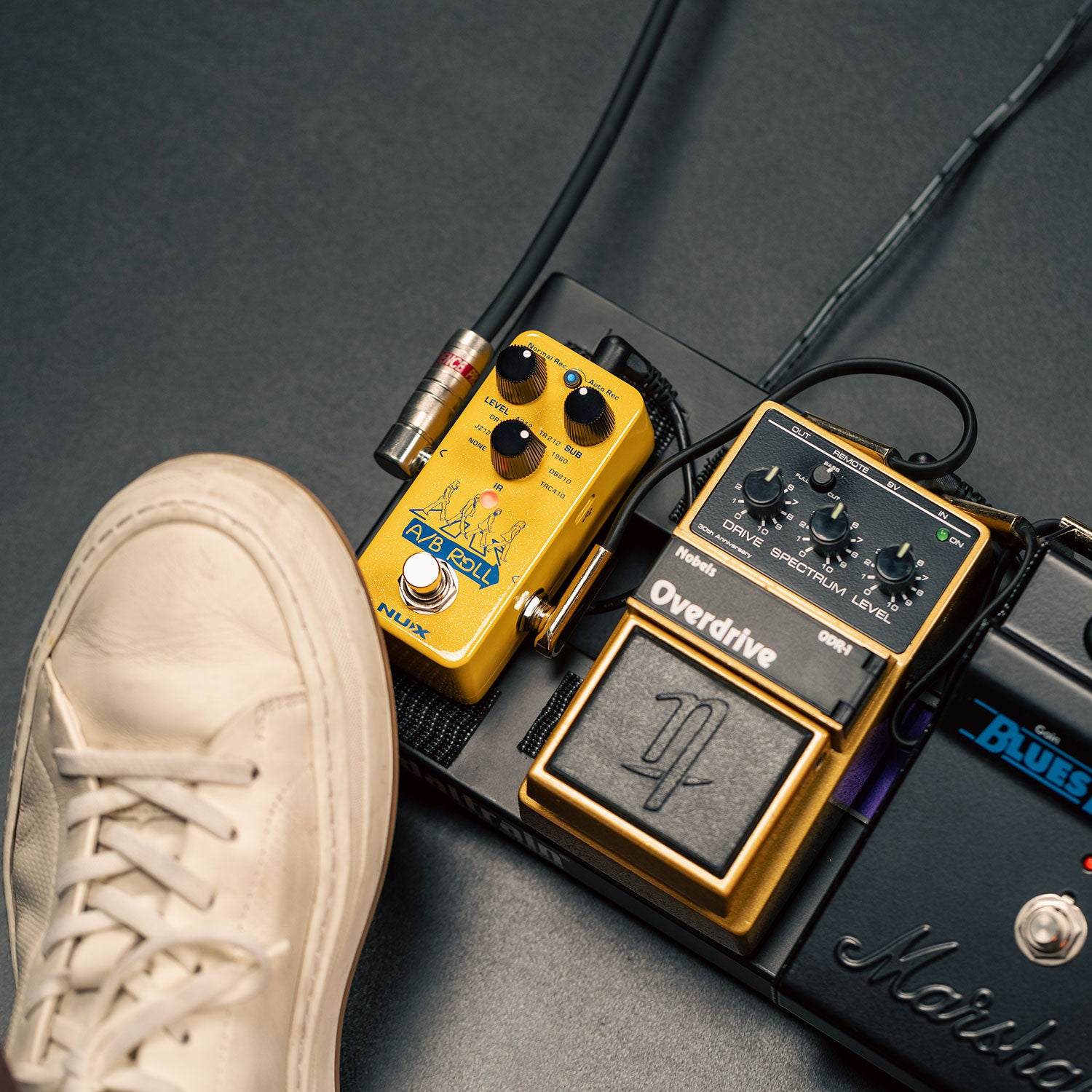 Nux NOL-1 A/B Roll Octave & Loop Pedal