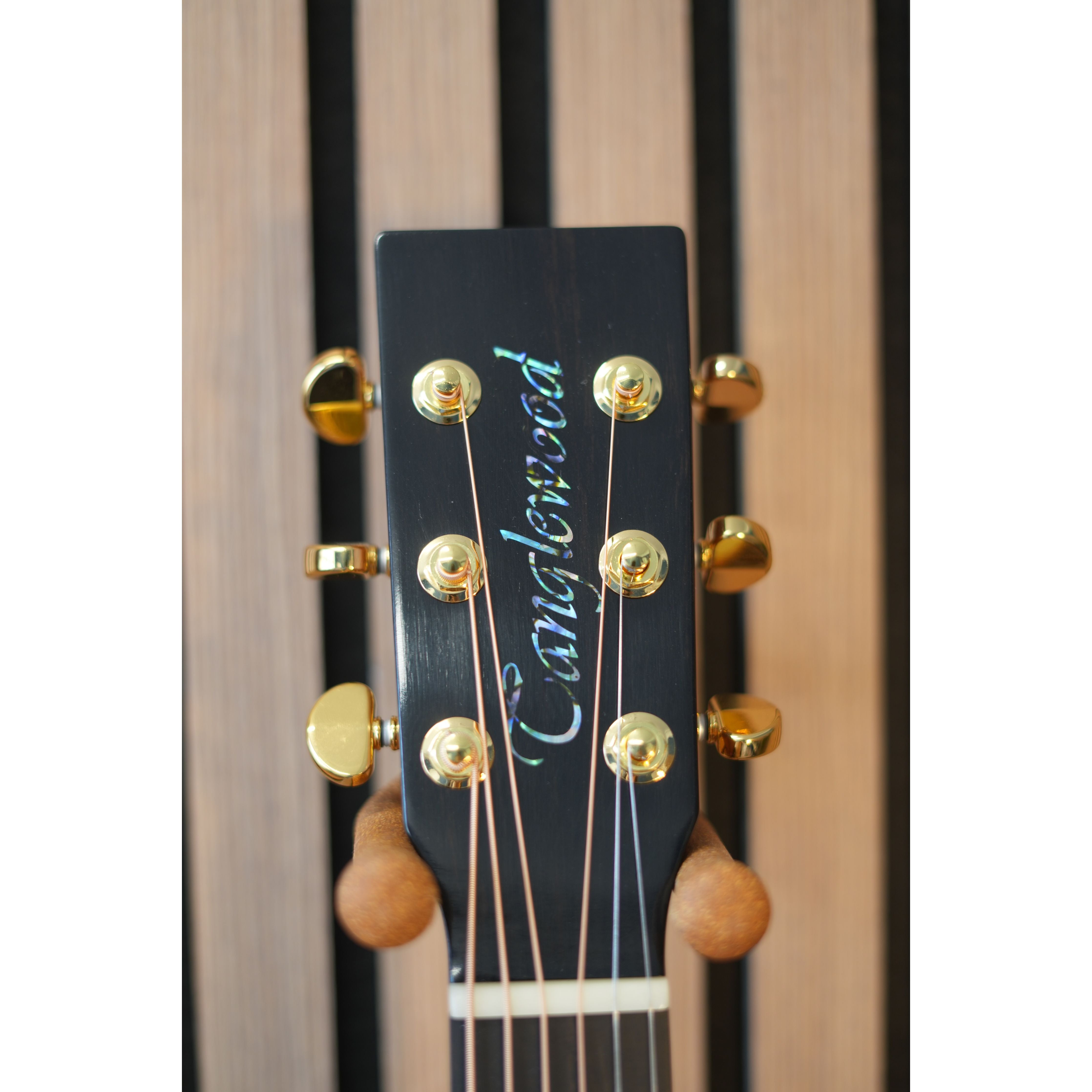 Tanglewood TGB4CE Great Britain 'Super Folk Cutaway' Electro Acoustic Guitar