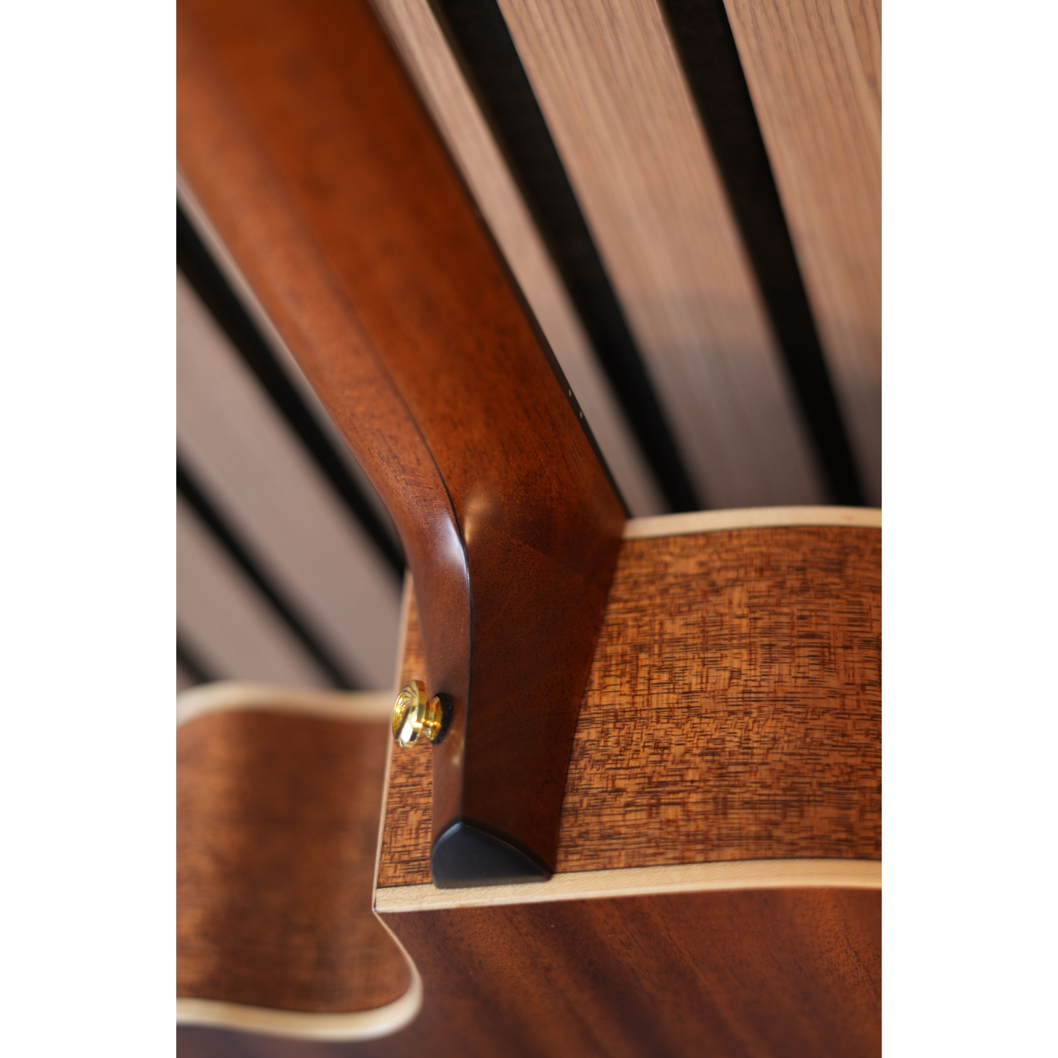 Tanglewood TGB4CE Great Britain 'Super Folk Cutaway' Electro Acoustic Guitar
