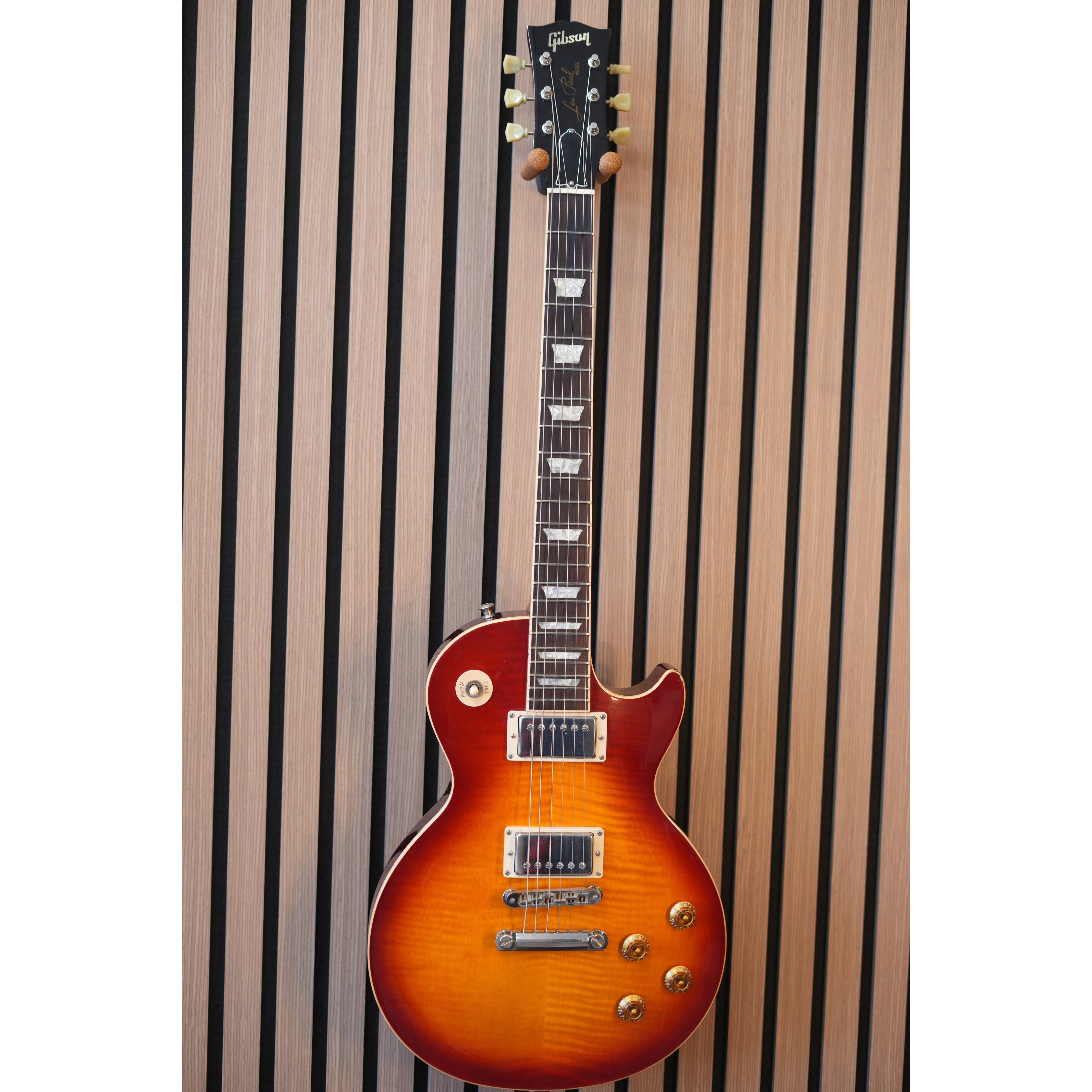 Gibson Les Paul Standard 50's, USA, 2003, in Cherry Sunburst with Hardcase Pre-Owned