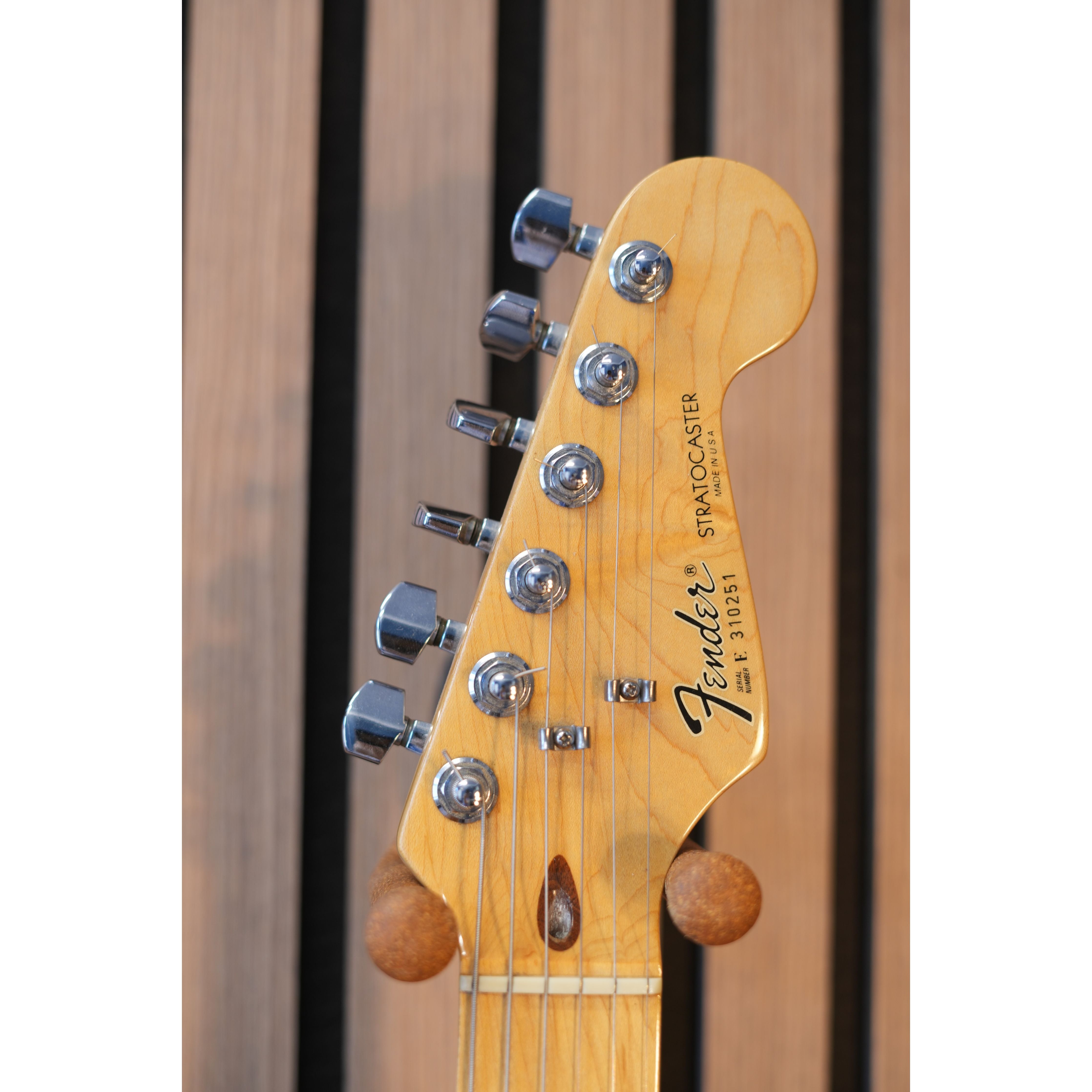 Fender "Dan Smith" American Stratocaster, USA, 1983, with Hardcase in Gloss Black Pre-Owned