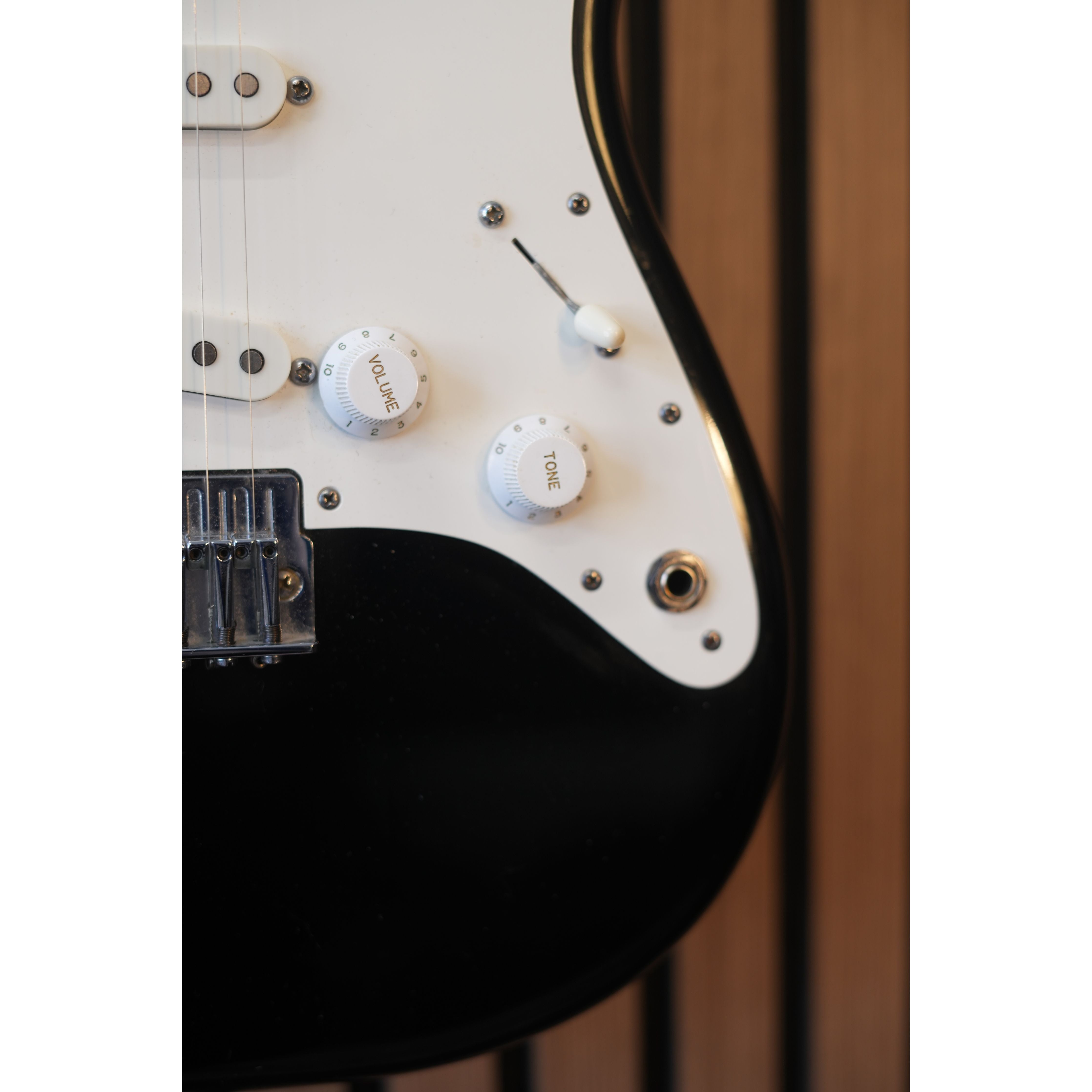 Fender "Dan Smith" American Stratocaster, USA, 1983, with Hardcase in Gloss Black Pre-Owned