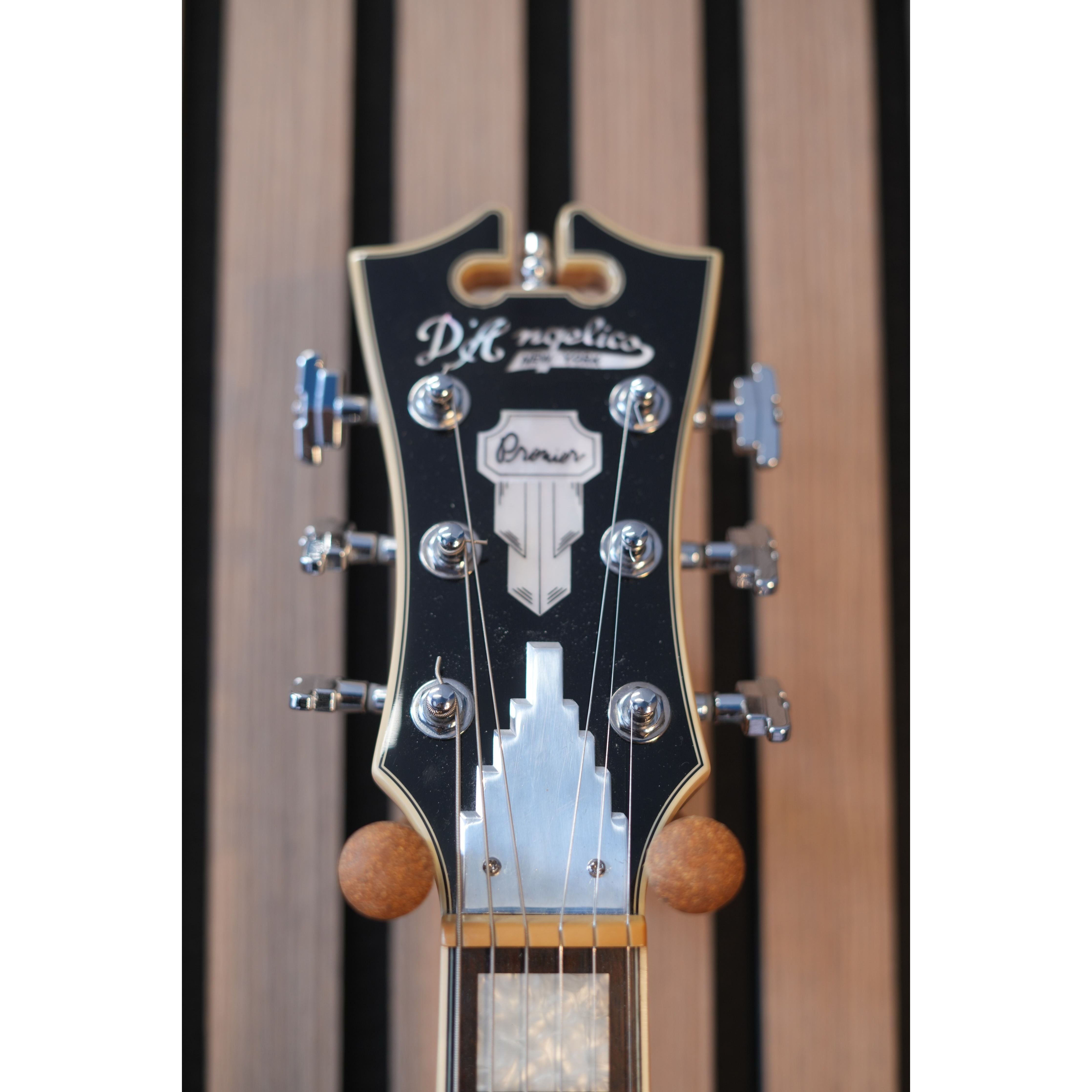 D'Angelico Premier Brighton Double Cut LP-Style Electric Guitar in Hunter Green with Gigbag Pre-Owned