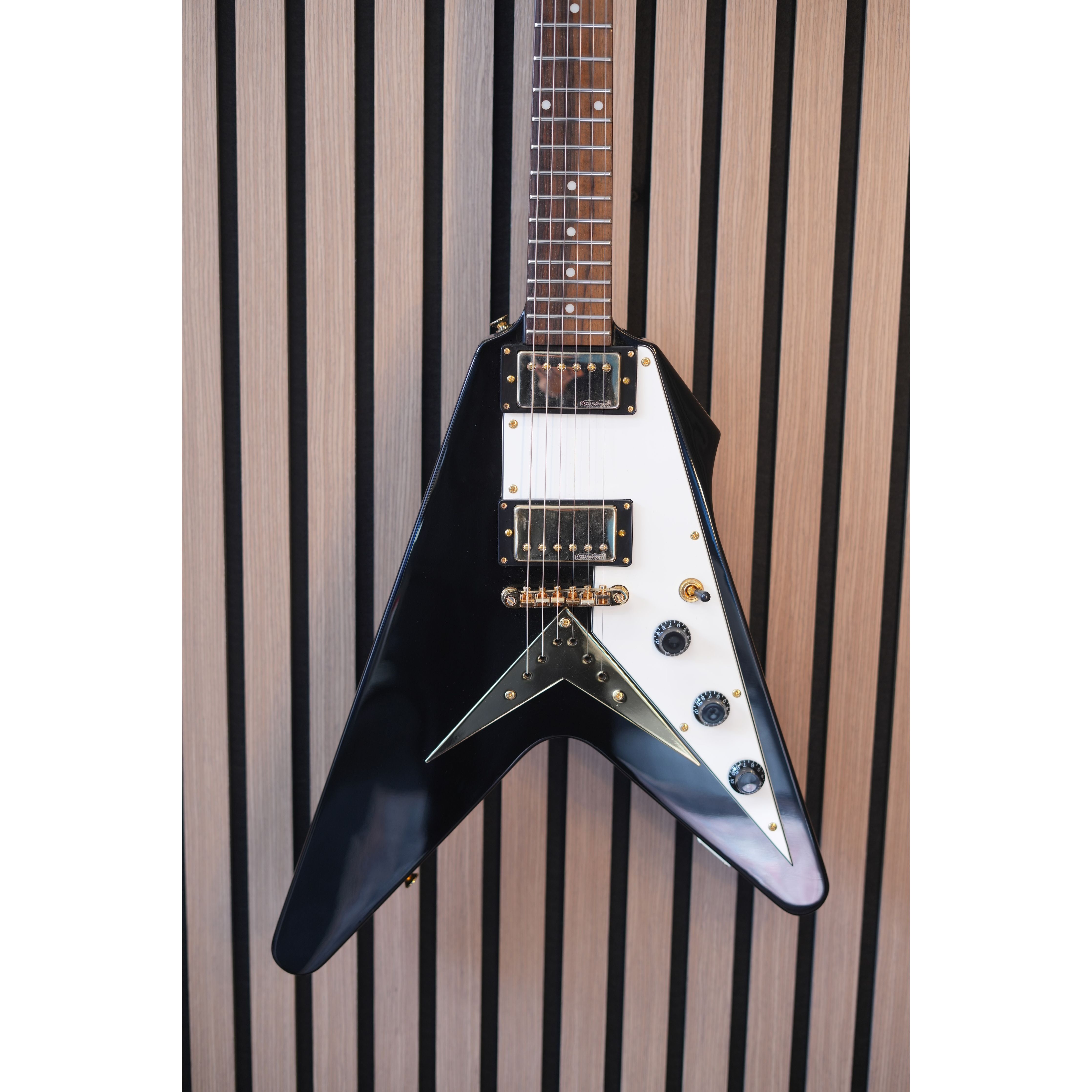 Vintage V60 "Flying V" Electric Guitar in Gloss Black with Gigbag Pre-Owned