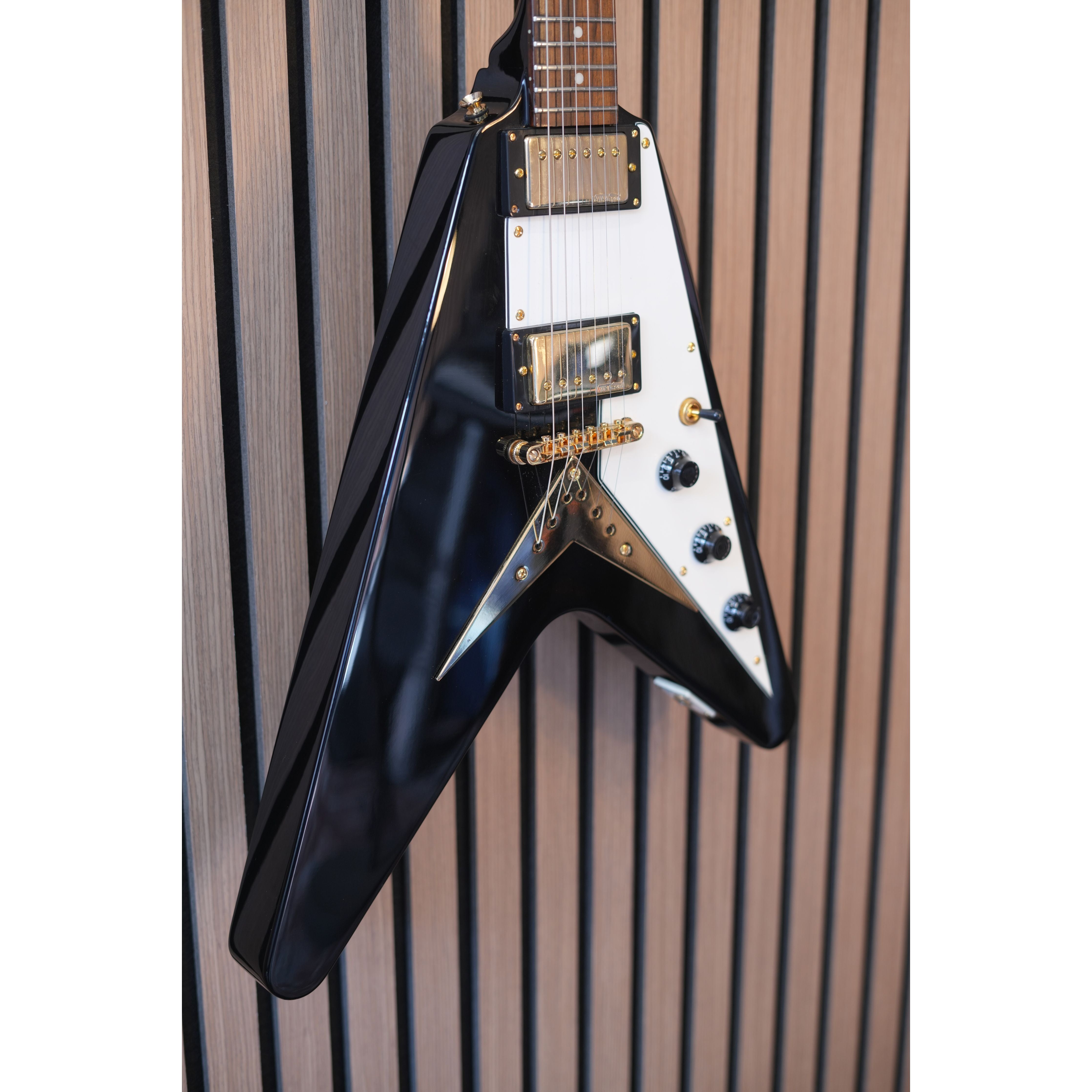Vintage V60 "Flying V" Electric Guitar in Gloss Black with Gigbag Pre-Owned