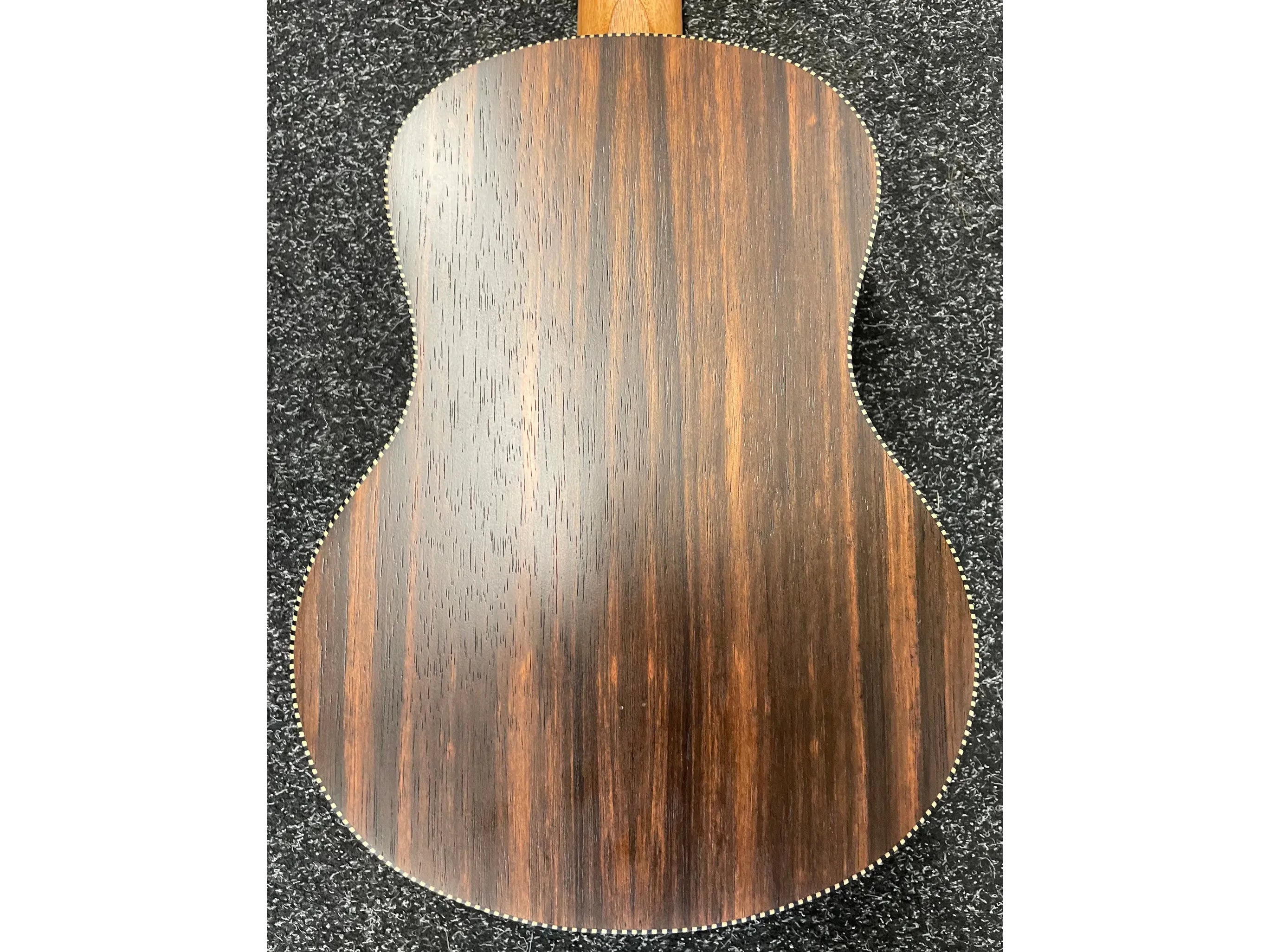 Snail Tenor Ukulele Ebony UKT-E598