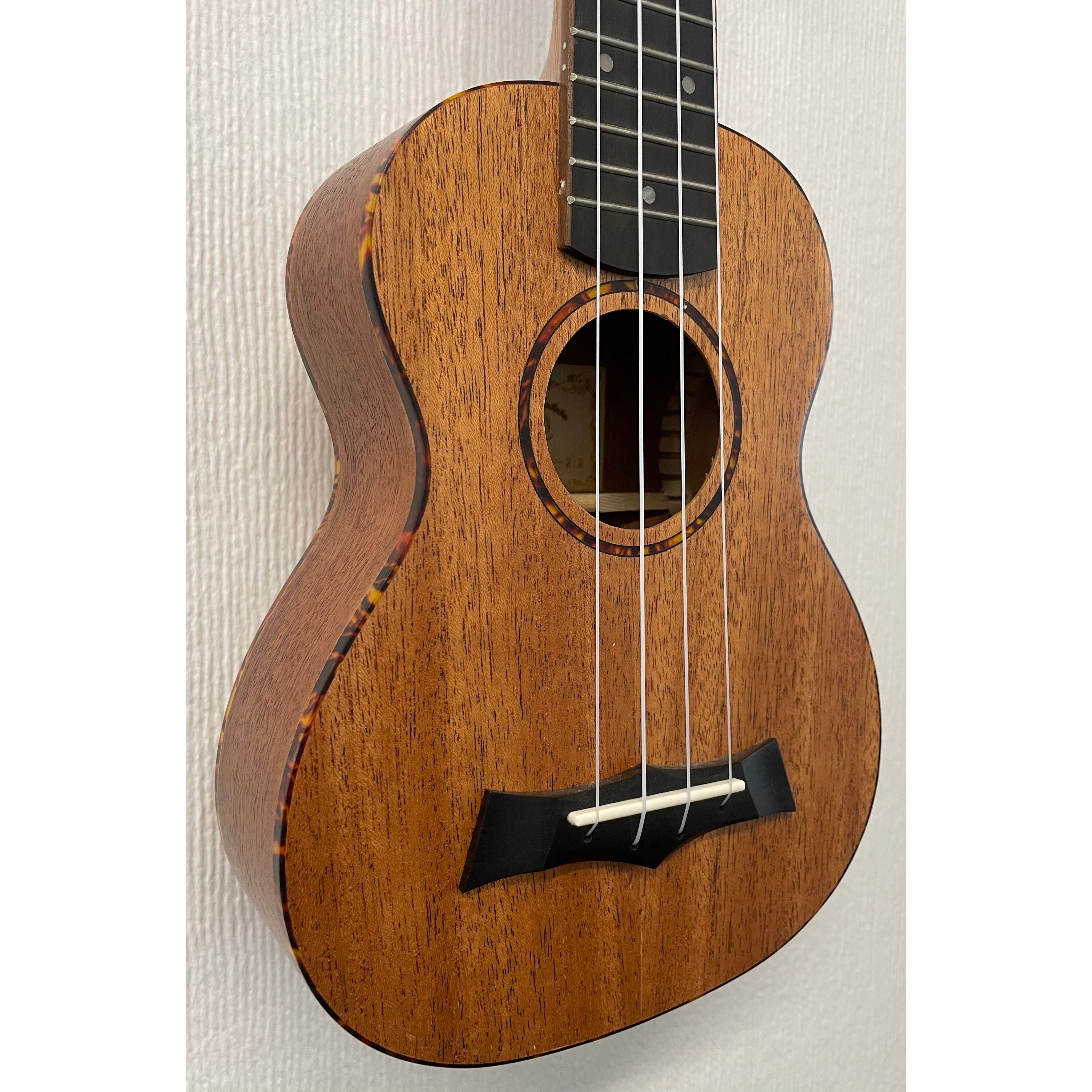 Snail UKS 212 Soprano Ukulele in Natural Satin Finish Pre-Owned