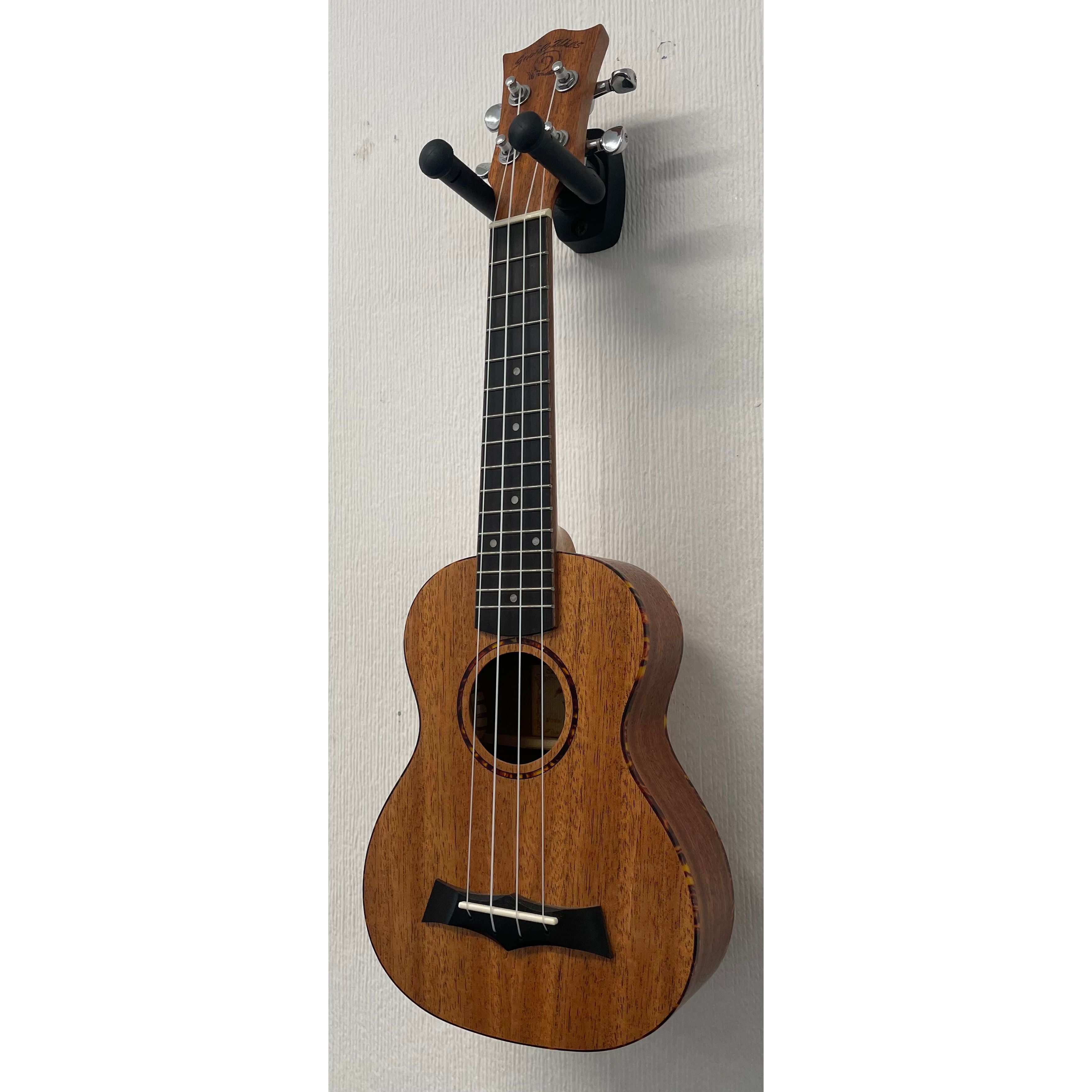 Snail UKS 212 Soprano Ukulele in Natural Satin Finish Pre-Owned