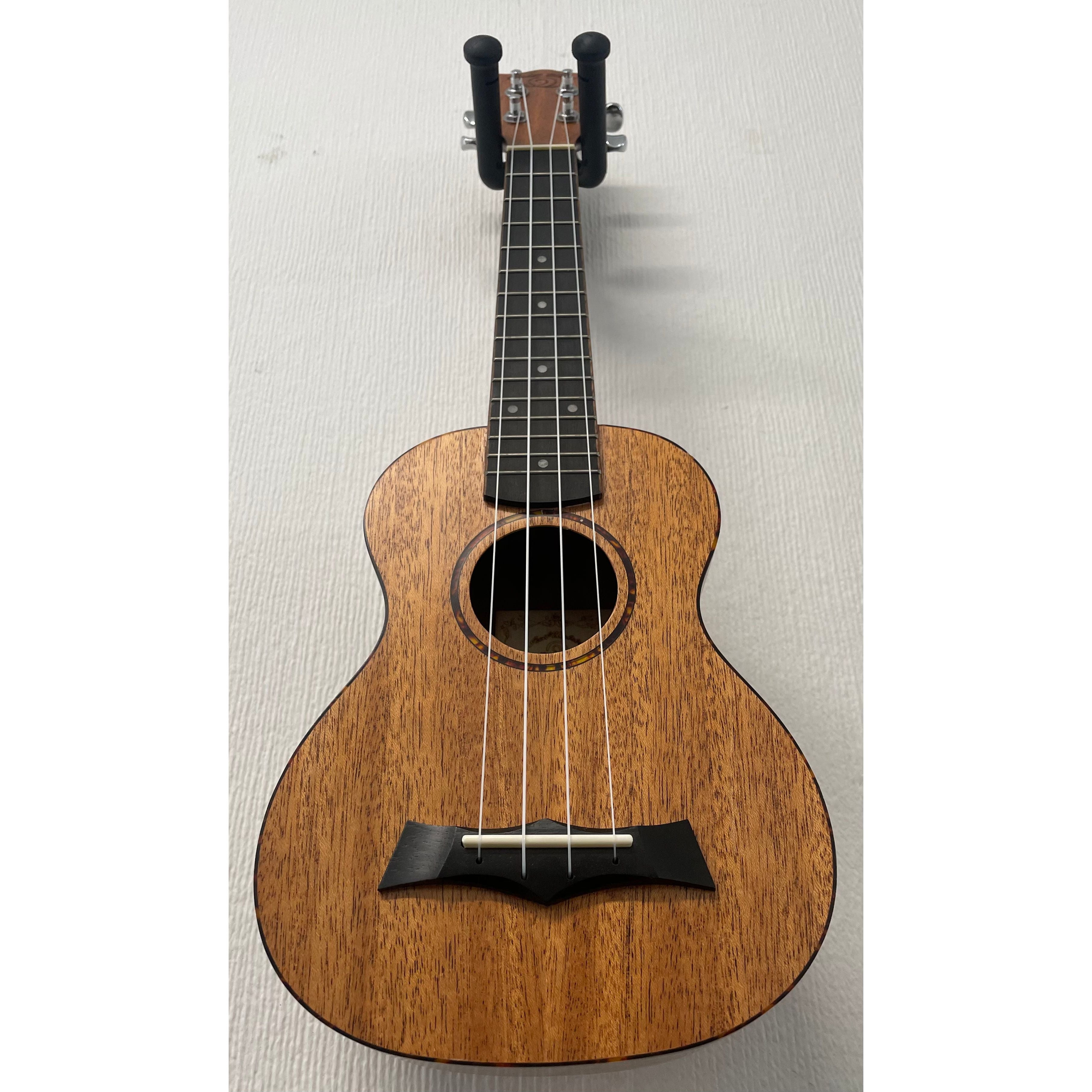 Snail UKS 212 Soprano Ukulele in Natural Satin Finish Pre-Owned