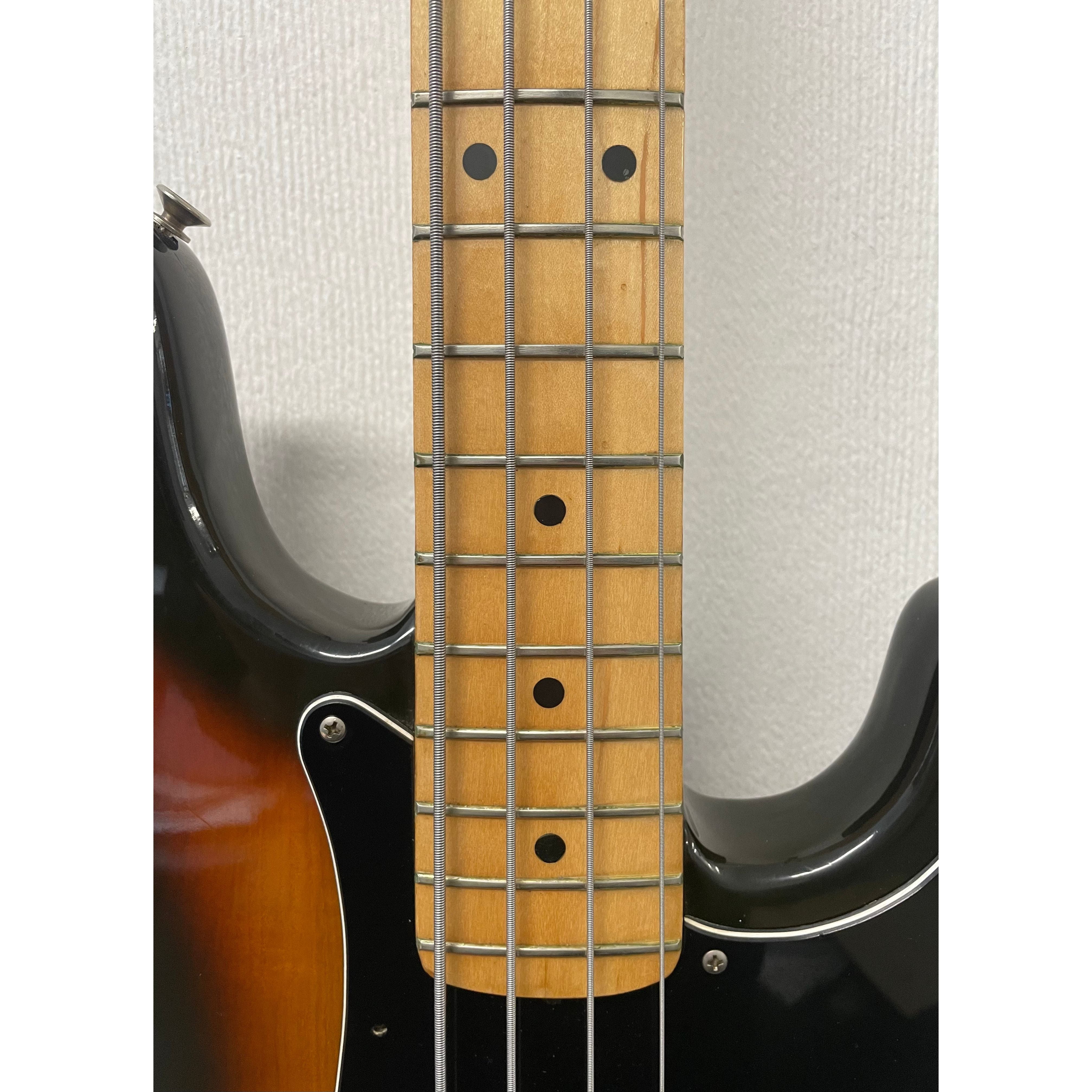 Fender USA Precision Bass 1979 in Sunburst with Hardcase Pre-Owned