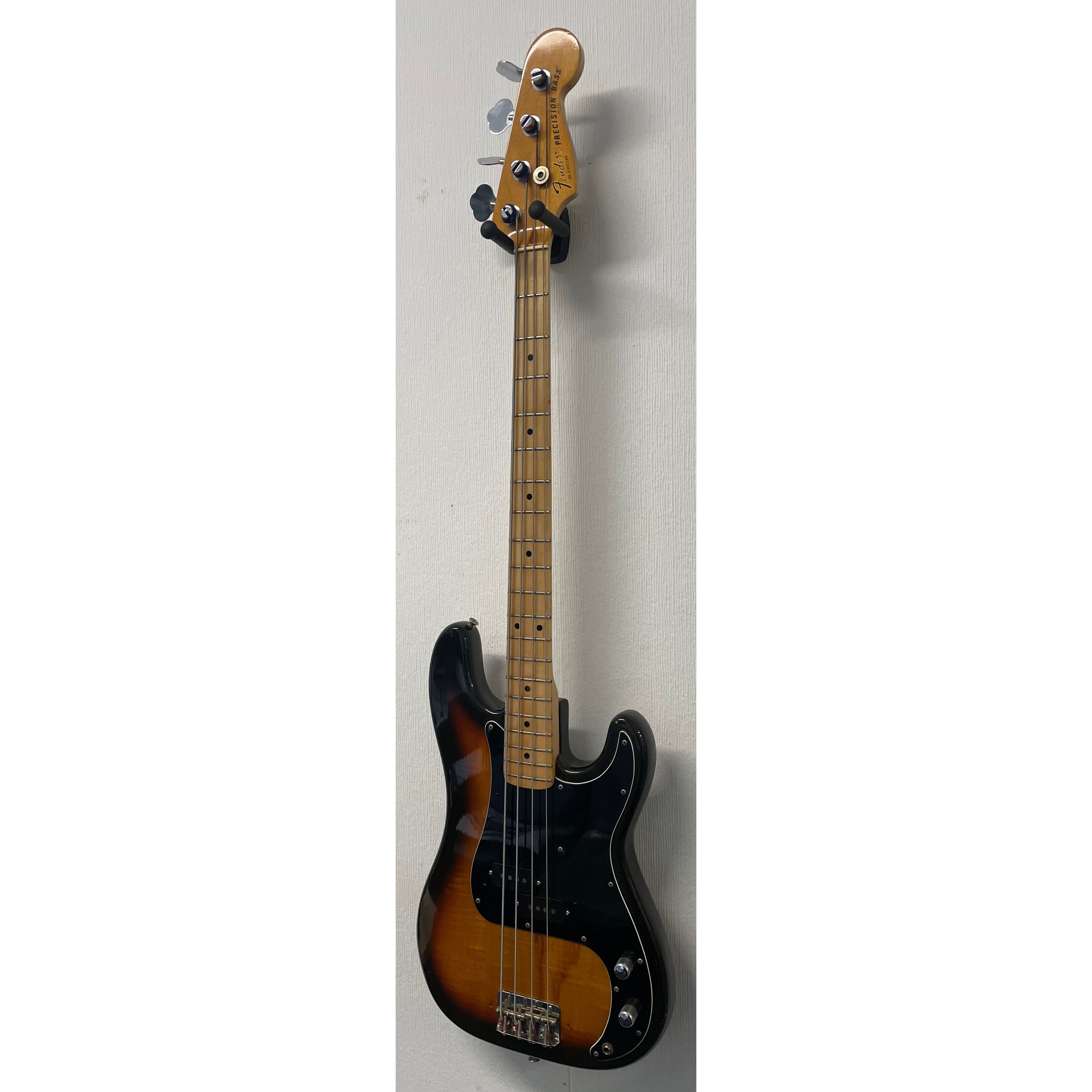 Fender USA Precision Bass 1979 in Sunburst with Hardcase Pre-Owned