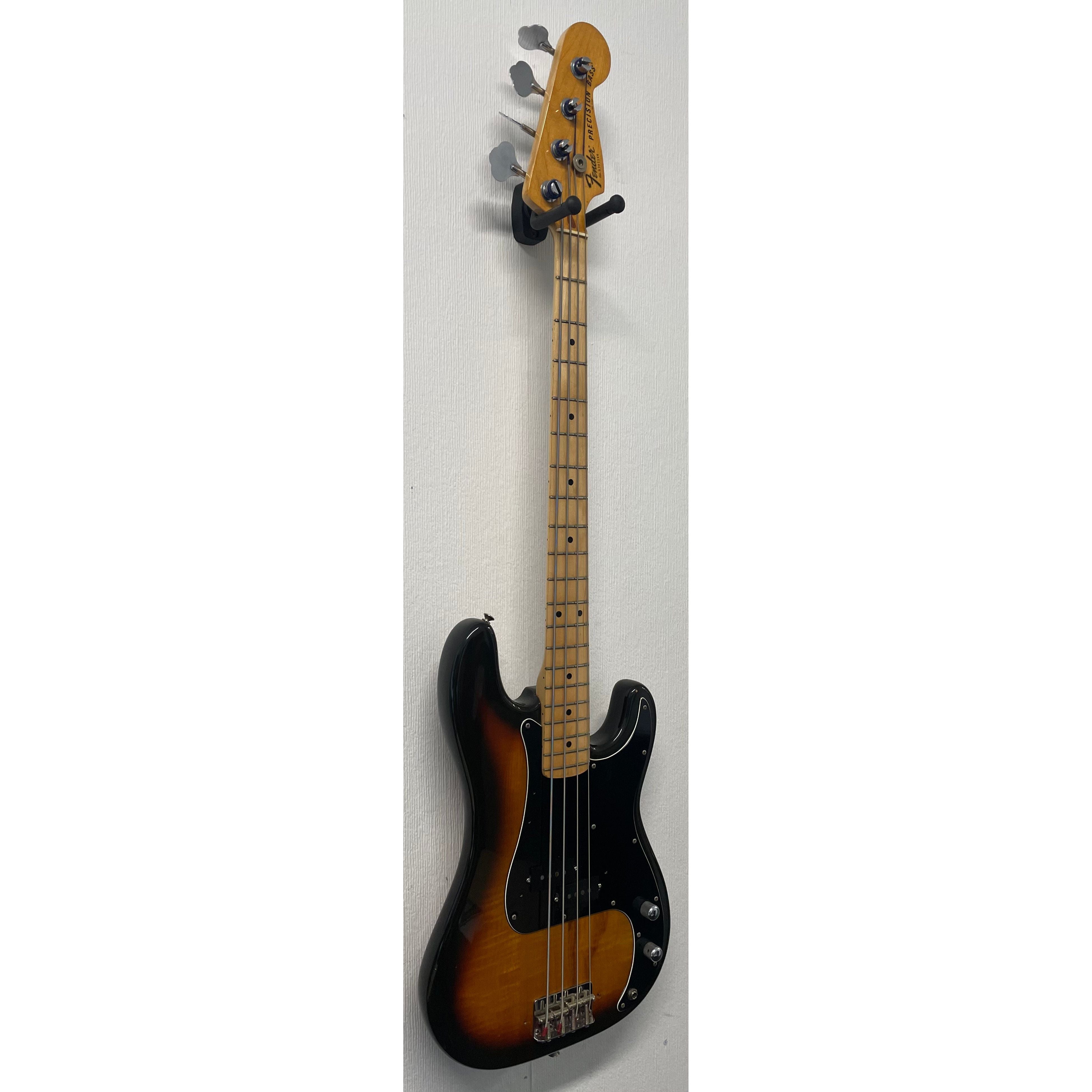 Fender USA Precision Bass 1979 in Sunburst with Hardcase Pre-Owned