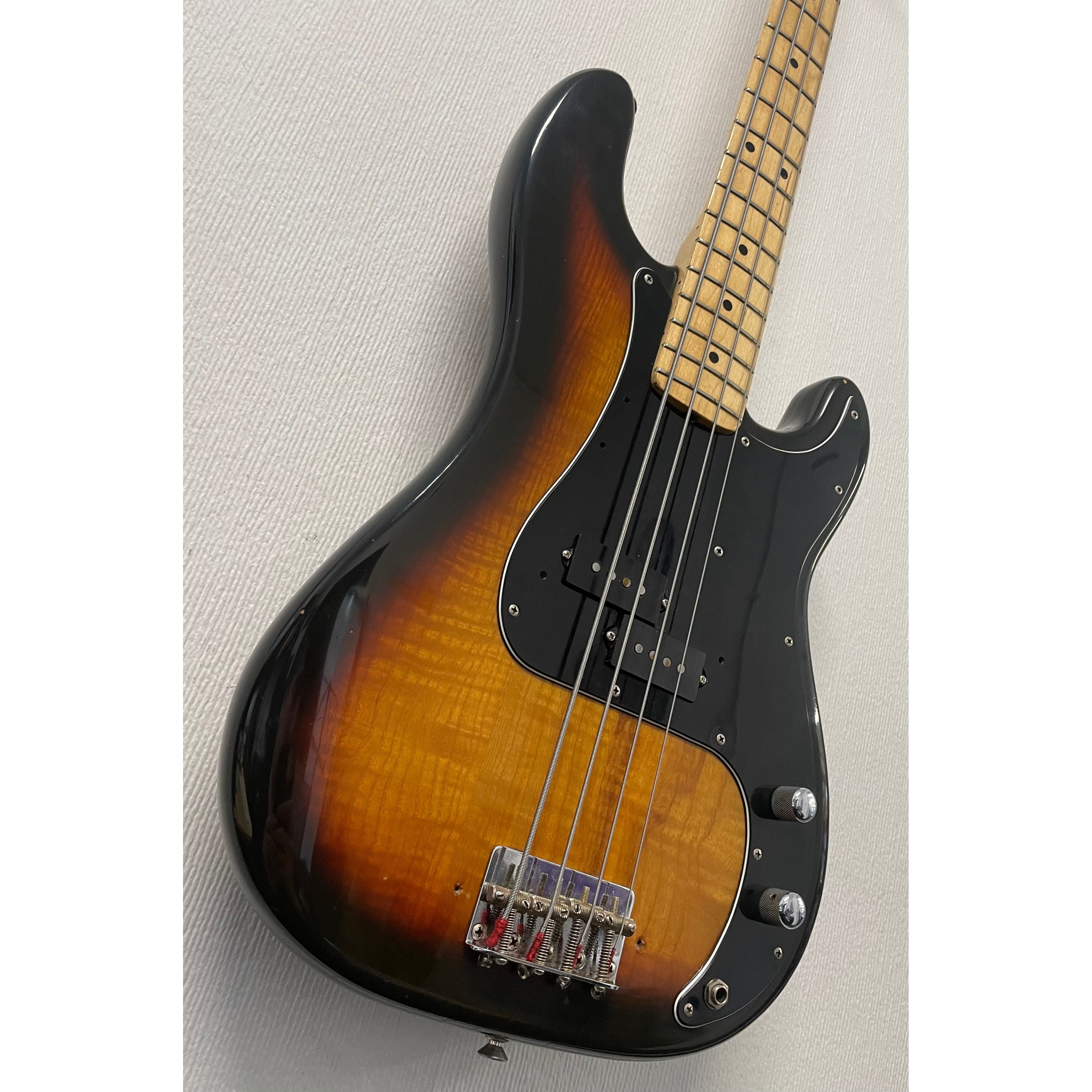 Fender USA Precision Bass 1979 in Sunburst with Hardcase Pre-Owned