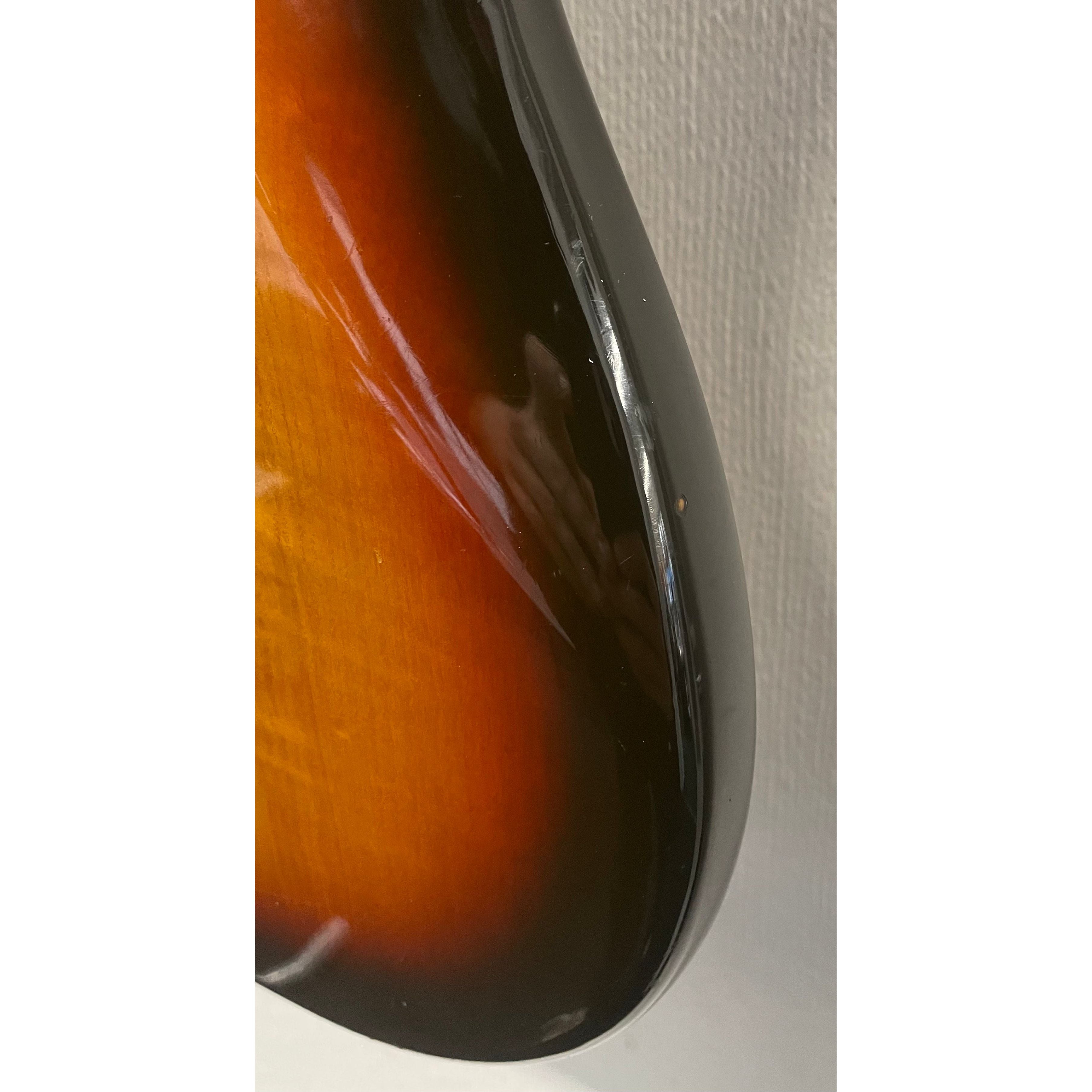 Fender USA Precision Bass 1979 in Sunburst with Hardcase Pre-Owned