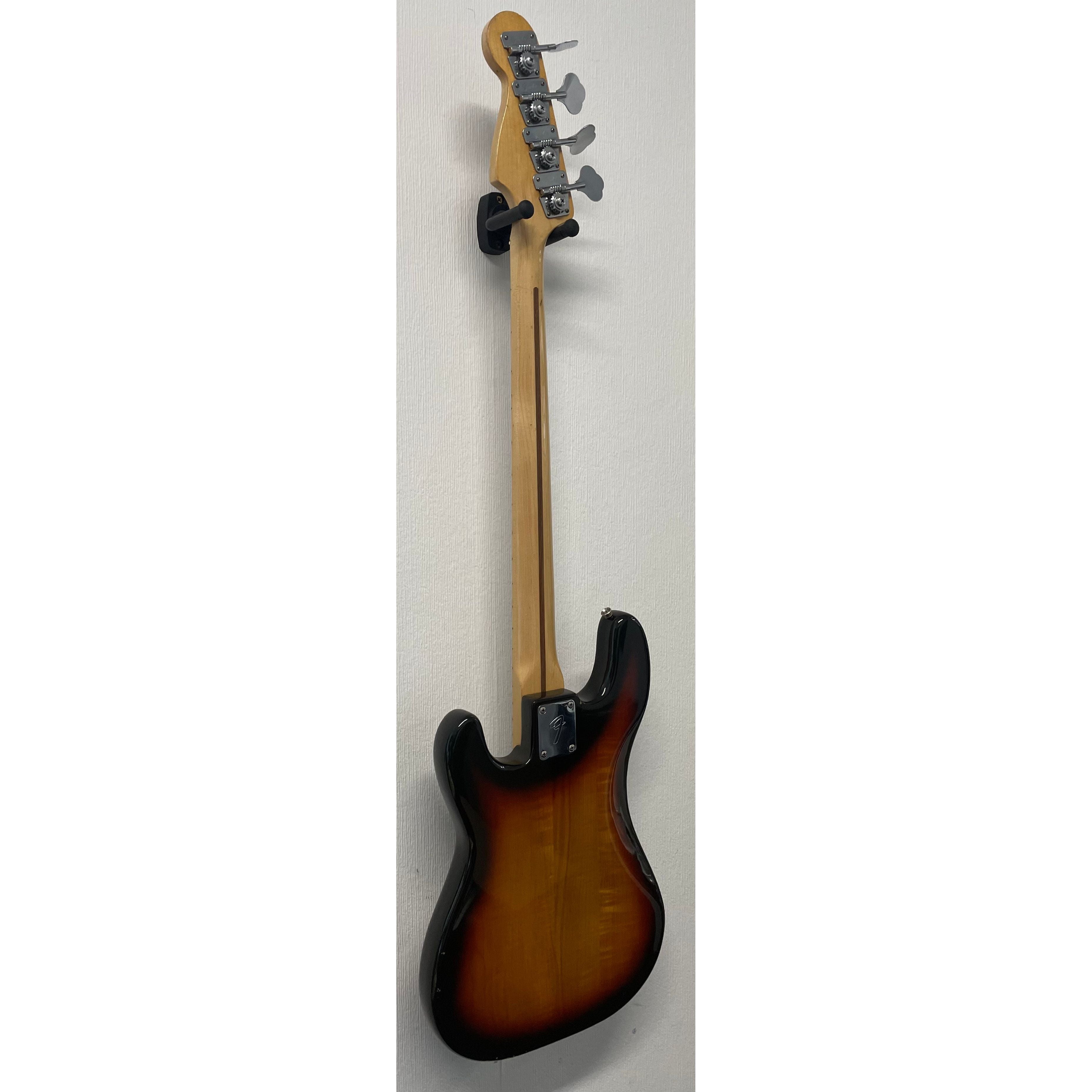 Fender USA Precision Bass 1979 in Sunburst with Hardcase Pre-Owned