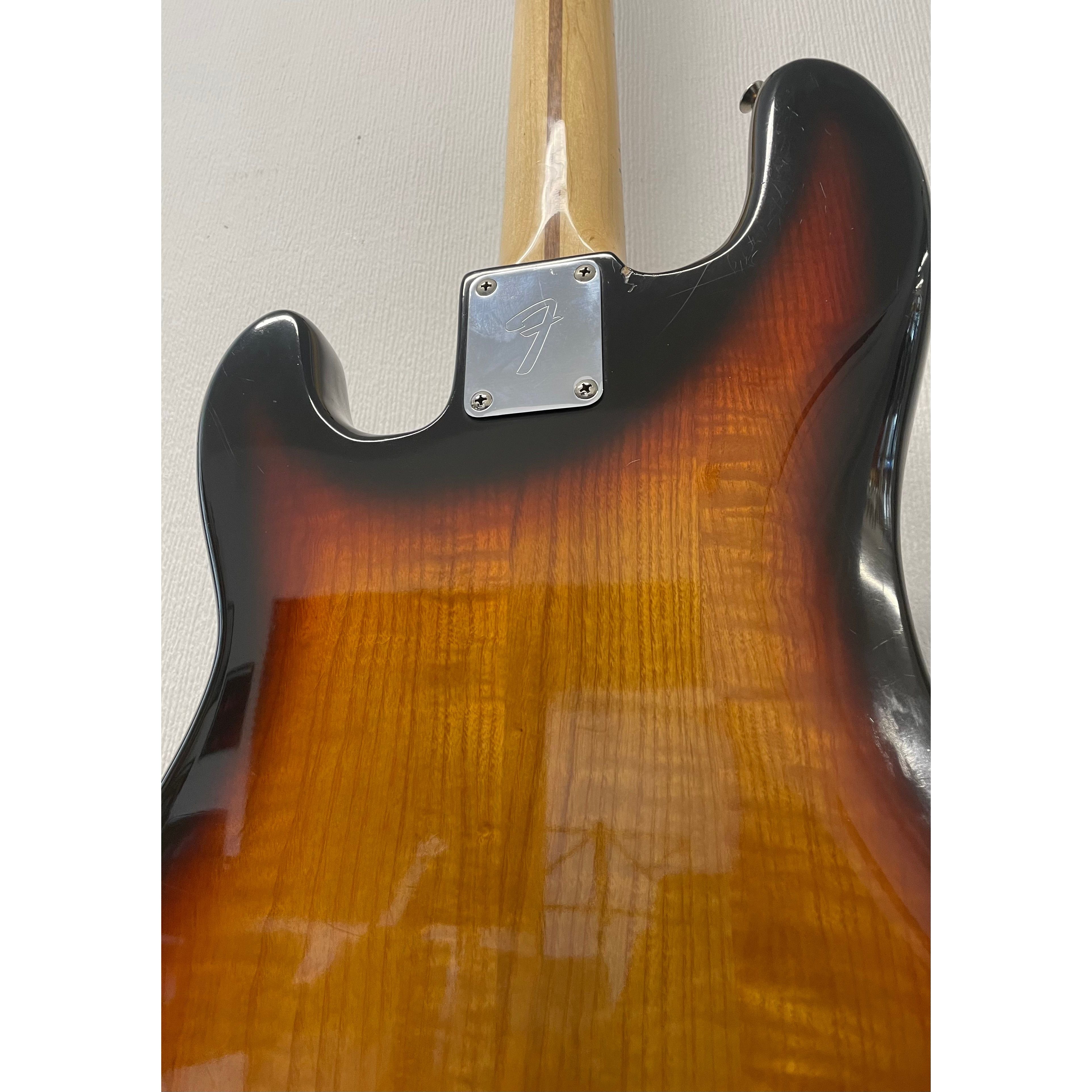 Fender USA Precision Bass 1979 in Sunburst with Hardcase Pre-Owned