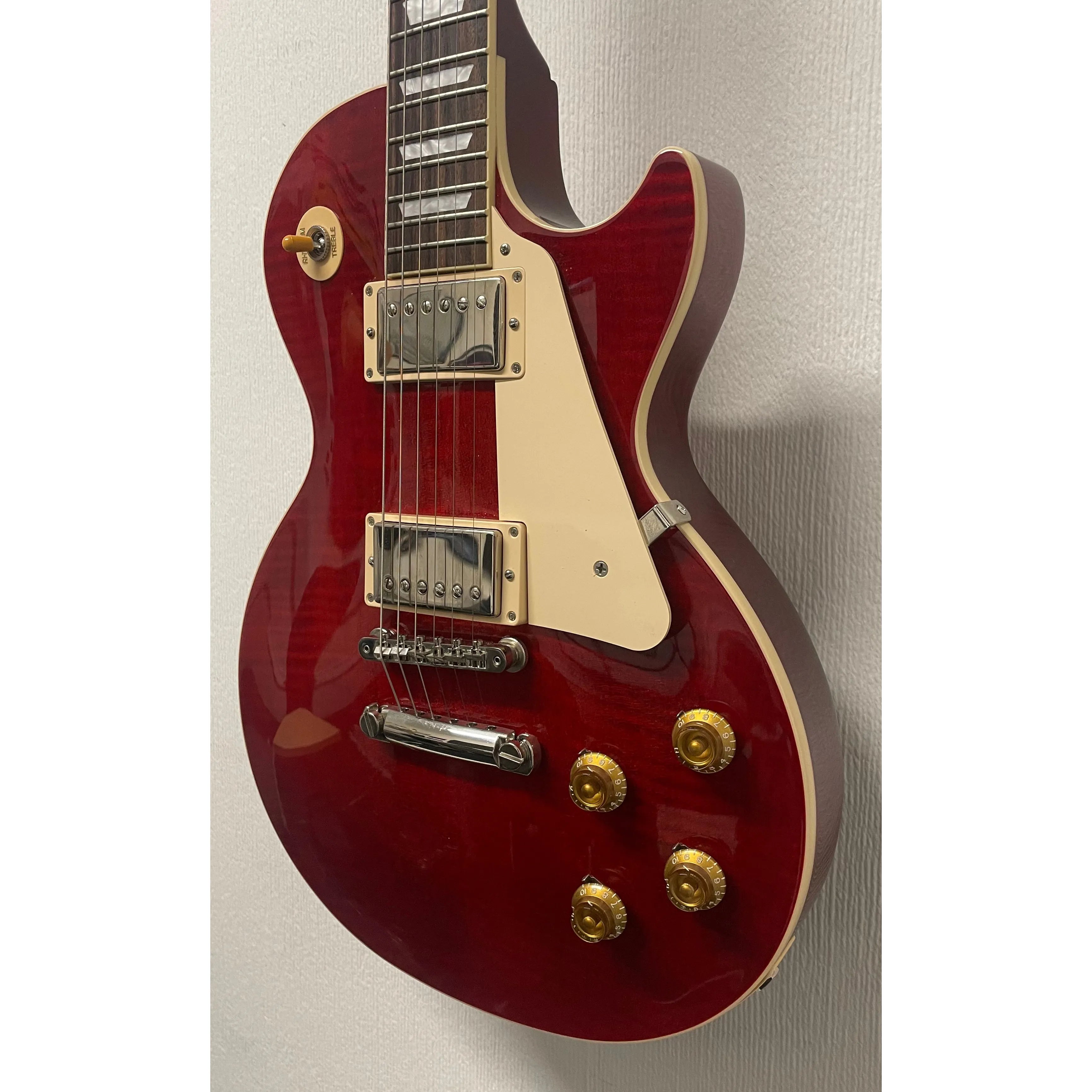 Gibson Les Paul Standard 50s Figured Top in Trans Cherry with Original Hardcase, Case Candy and Box