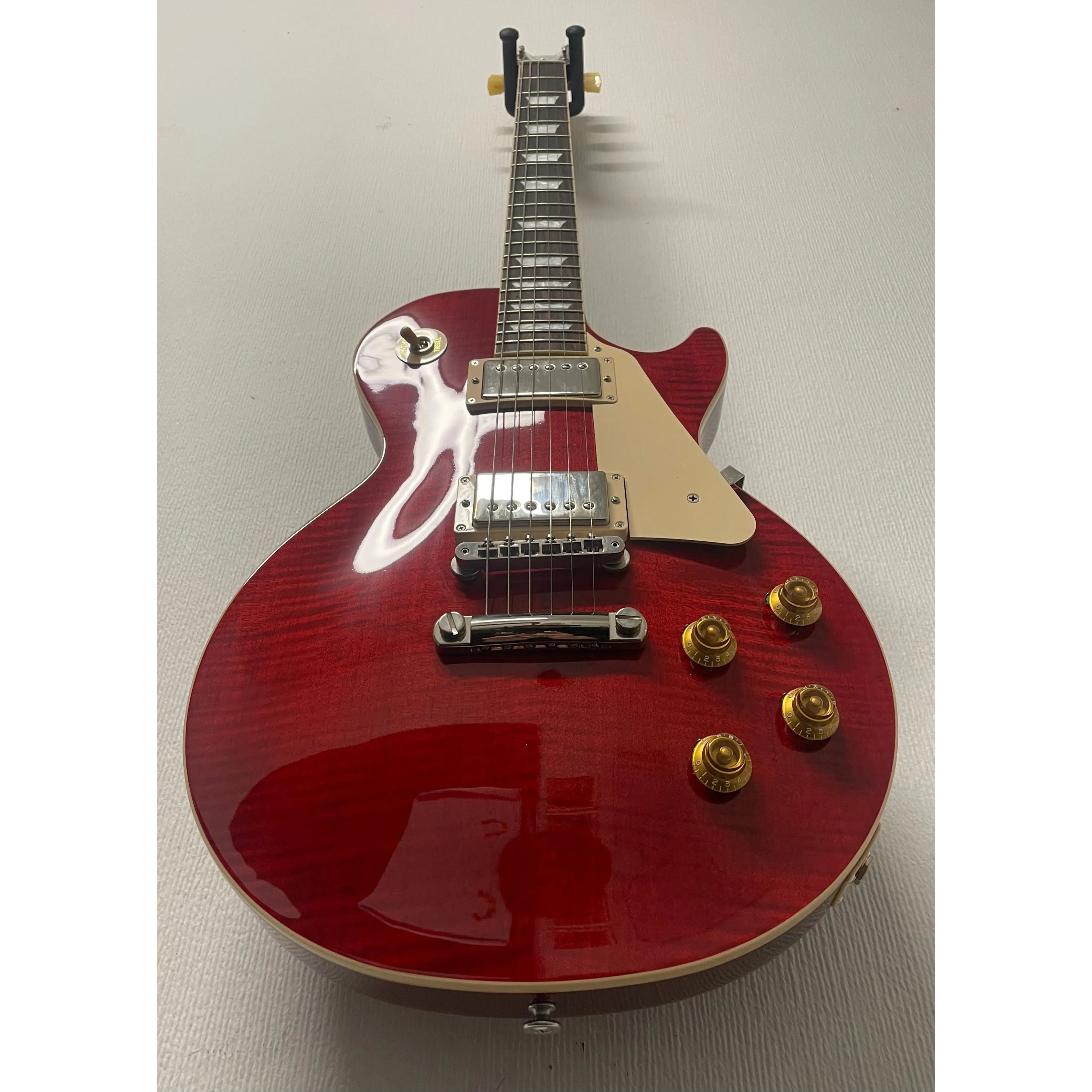 Gibson Les Paul Standard 50s Figured Top in Trans Cherry with Original Hardcase, Case Candy and Box