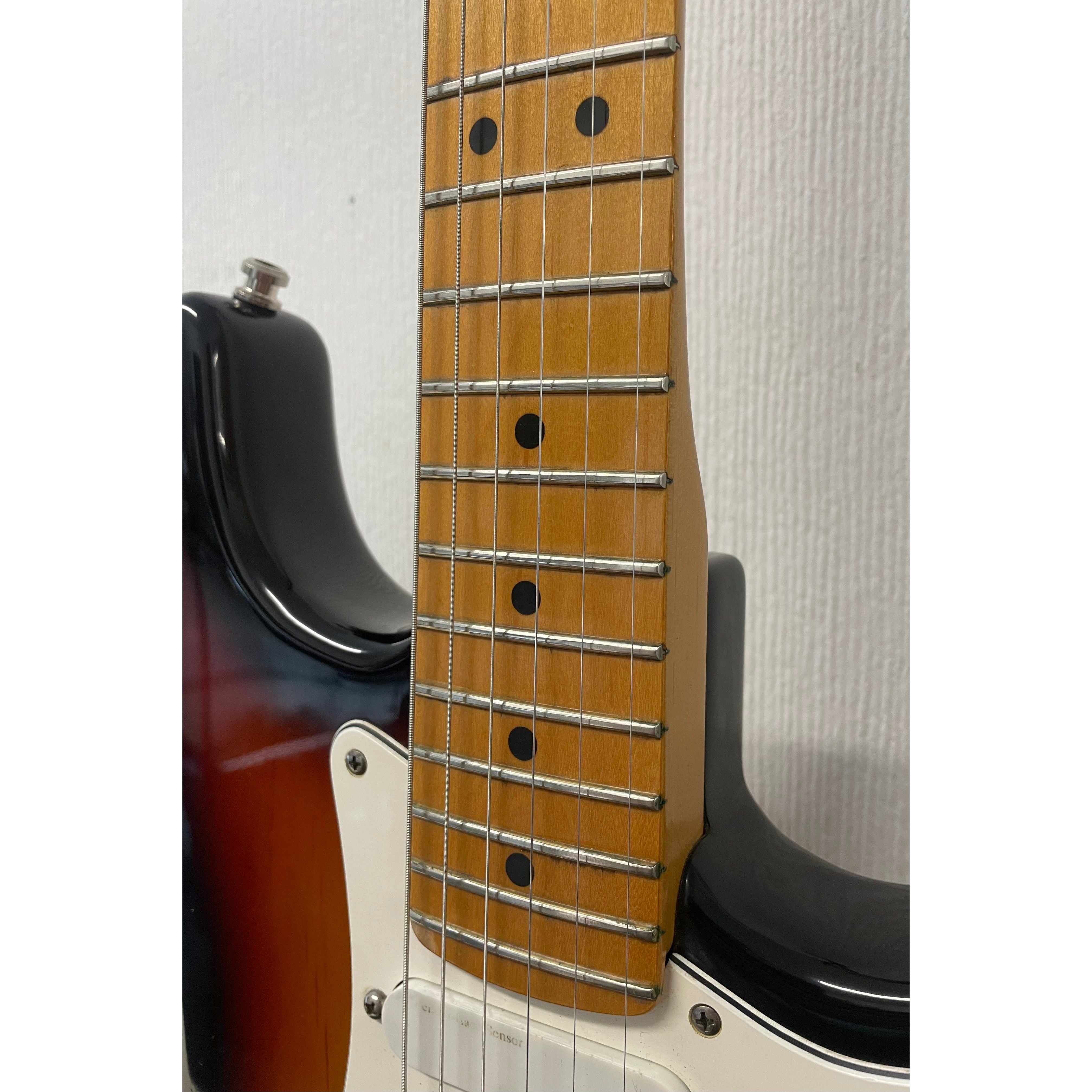 Fender USA Stratocaster 1989 in 3 Tone Sunburst with Fender Lace Sensor Pickups and Hardcase Pre-Owned