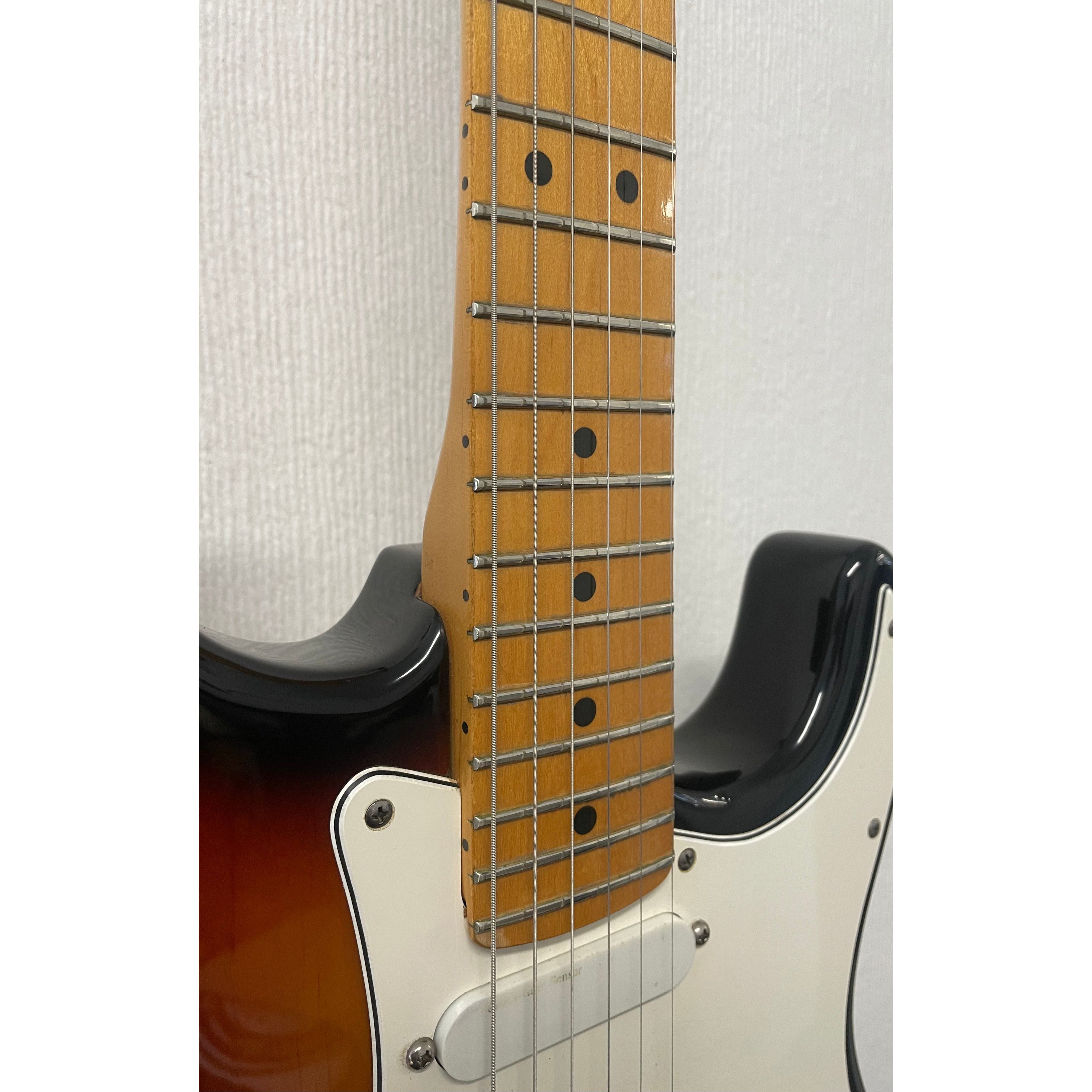 Fender USA Stratocaster 1989 in 3 Tone Sunburst with Fender Lace Sensor Pickups and Hardcase Pre-Owned