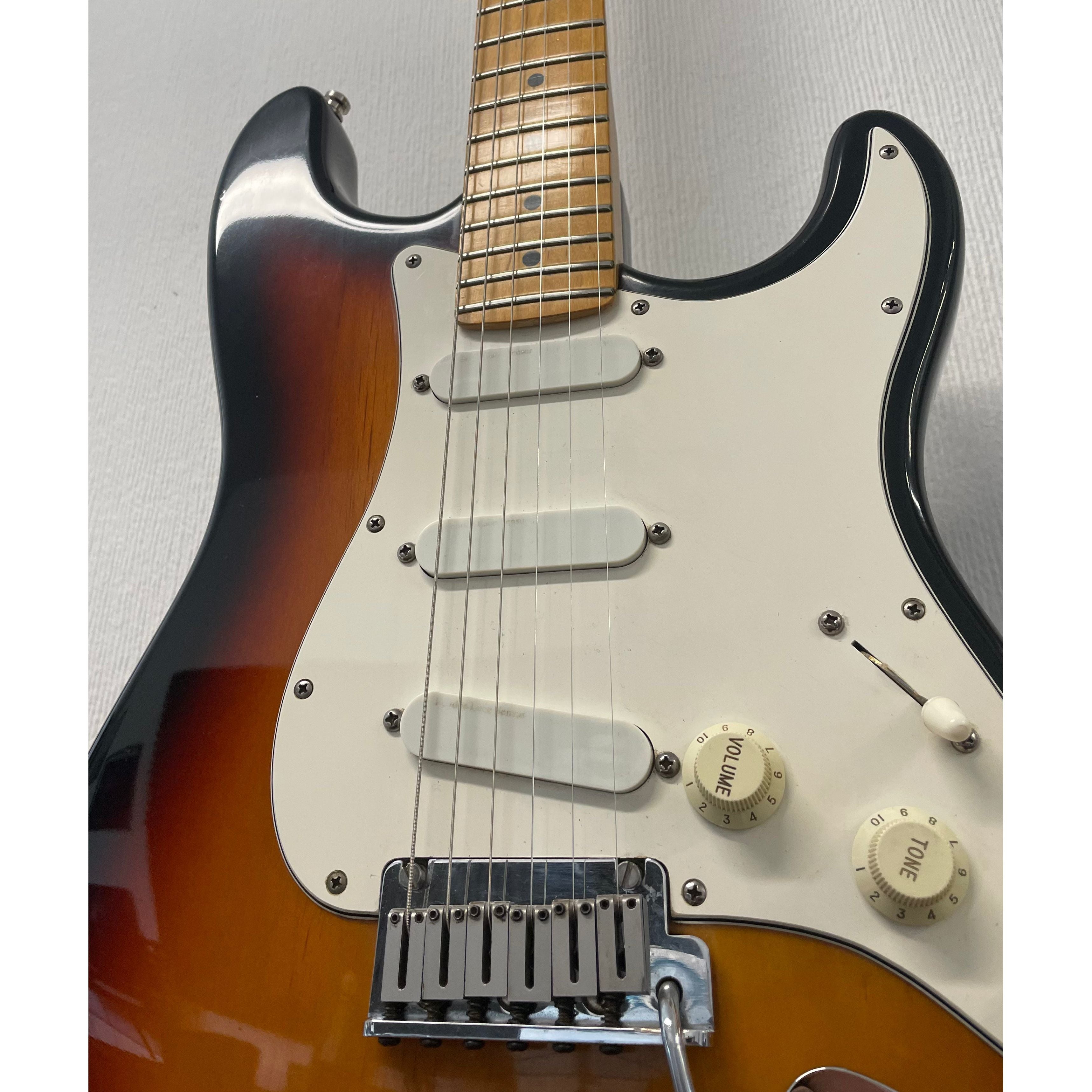Fender USA Stratocaster 1989 in 3 Tone Sunburst with Fender Lace Sensor Pickups and Hardcase Pre-Owned