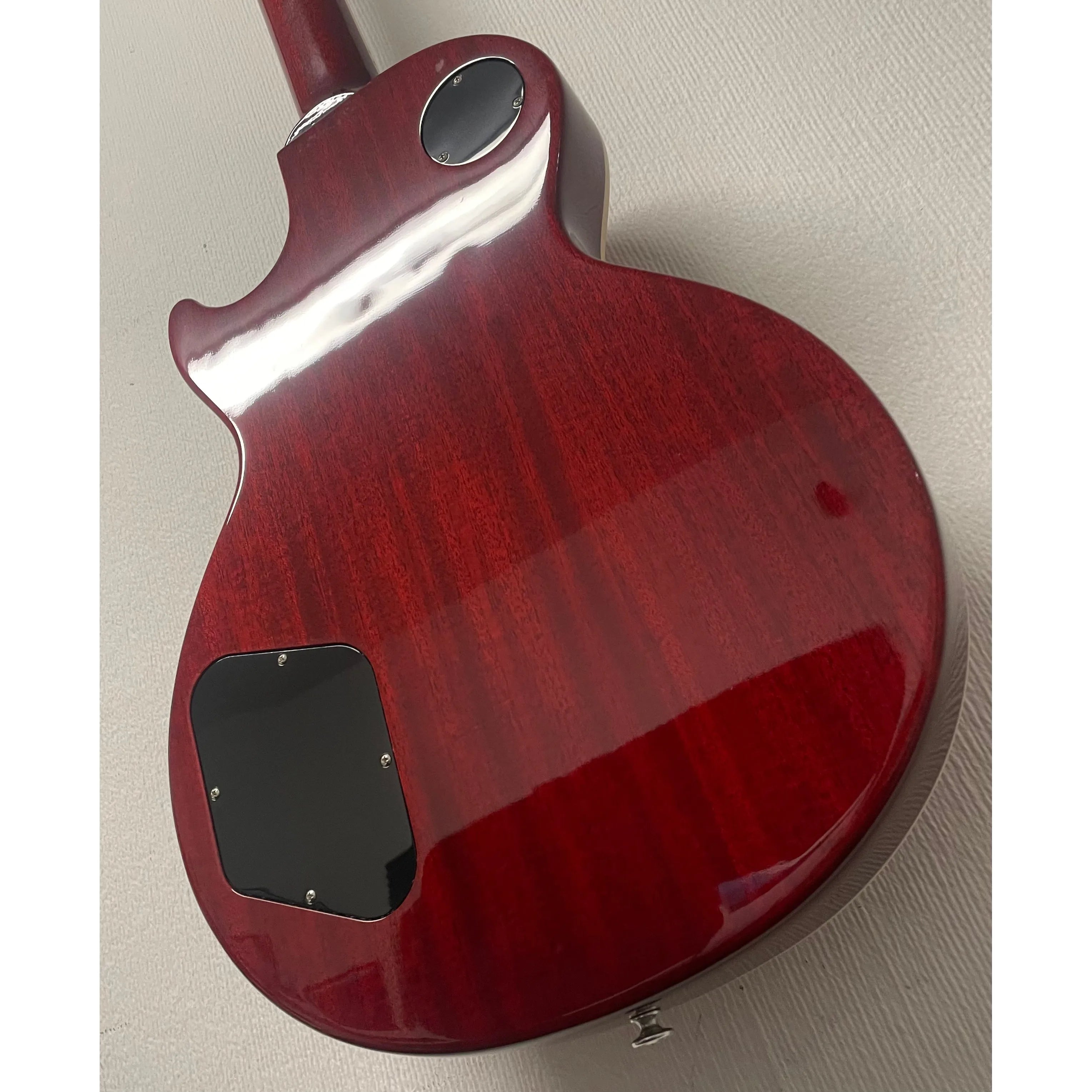 Gibson Les Paul Standard 50s Figured Top in Trans Cherry with Original Hardcase, Case Candy and Box