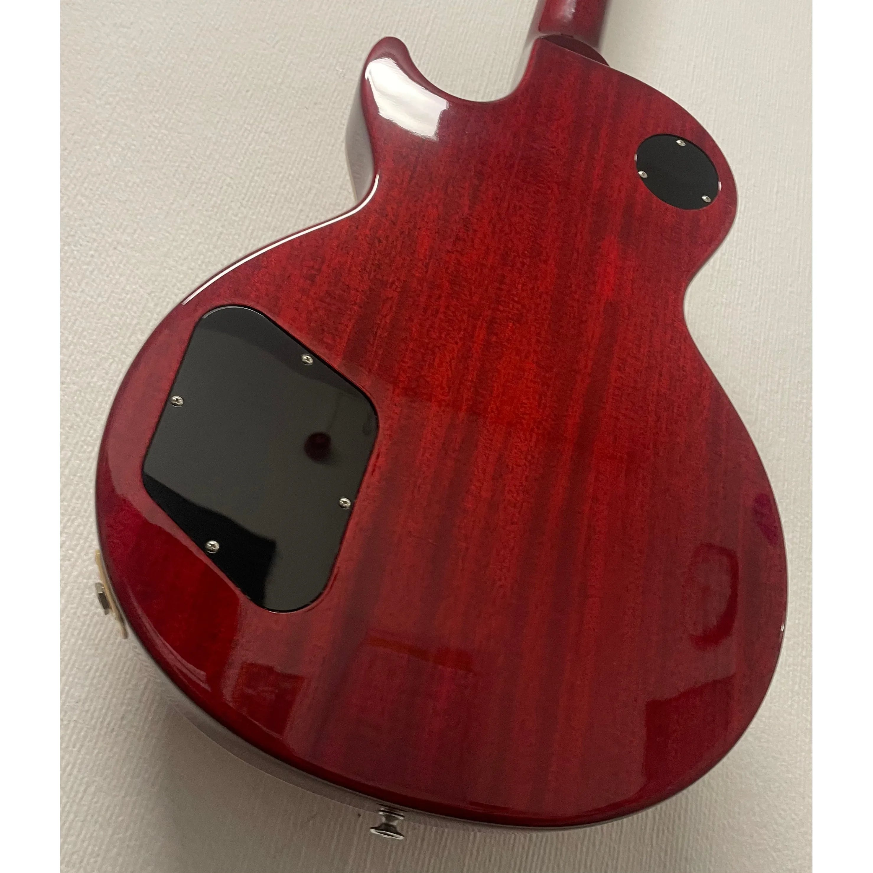 Gibson Les Paul Standard 50s Figured Top in Trans Cherry with Original Hardcase, Case Candy and Box