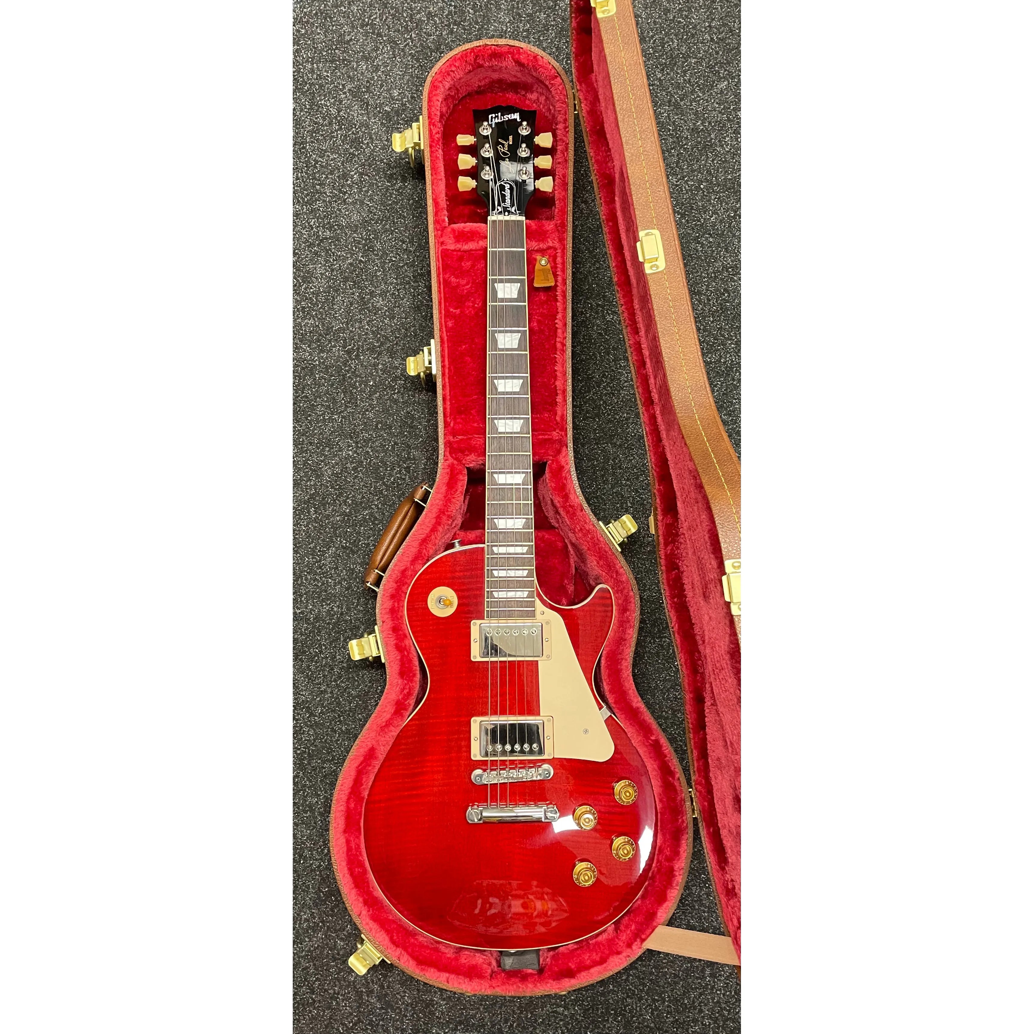 Gibson Les Paul Standard 50s Figured Top in Trans Cherry with Original Hardcase, Case Candy and Box