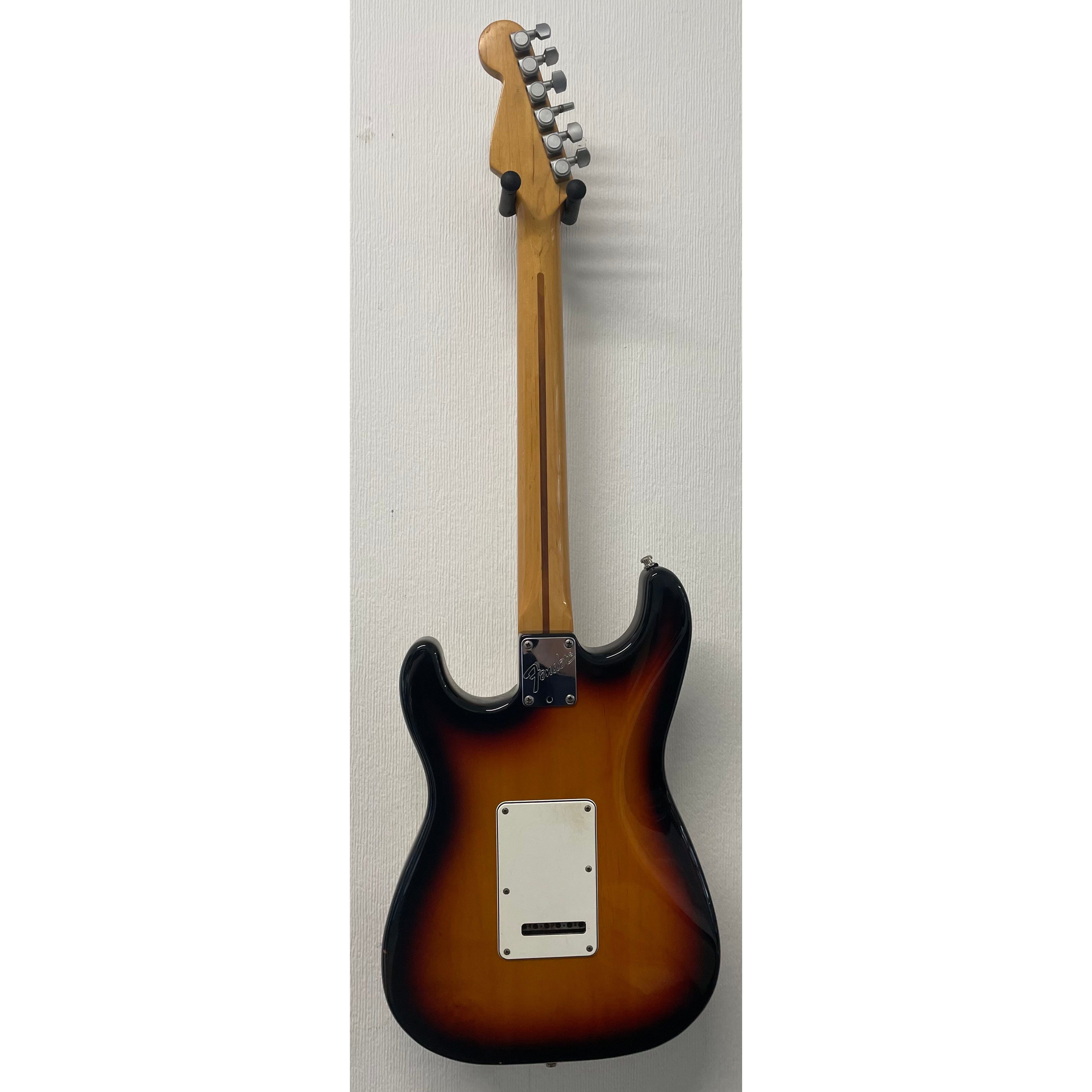 Fender USA Stratocaster 1989 in 3 Tone Sunburst with Fender Lace Sensor Pickups and Hardcase Pre-Owned