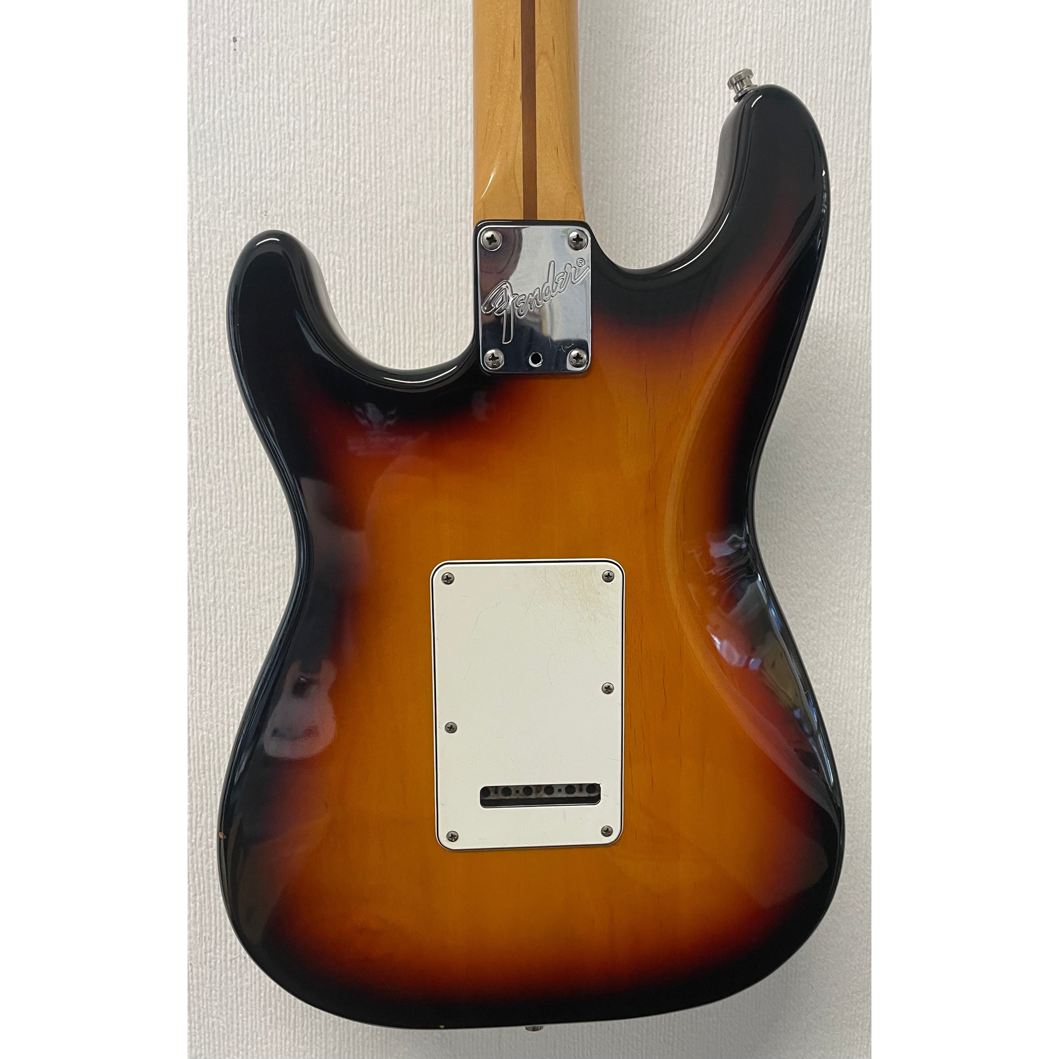 Fender USA Stratocaster 1989 in 3 Tone Sunburst with Fender Lace Sensor Pickups and Hardcase Pre-Owned