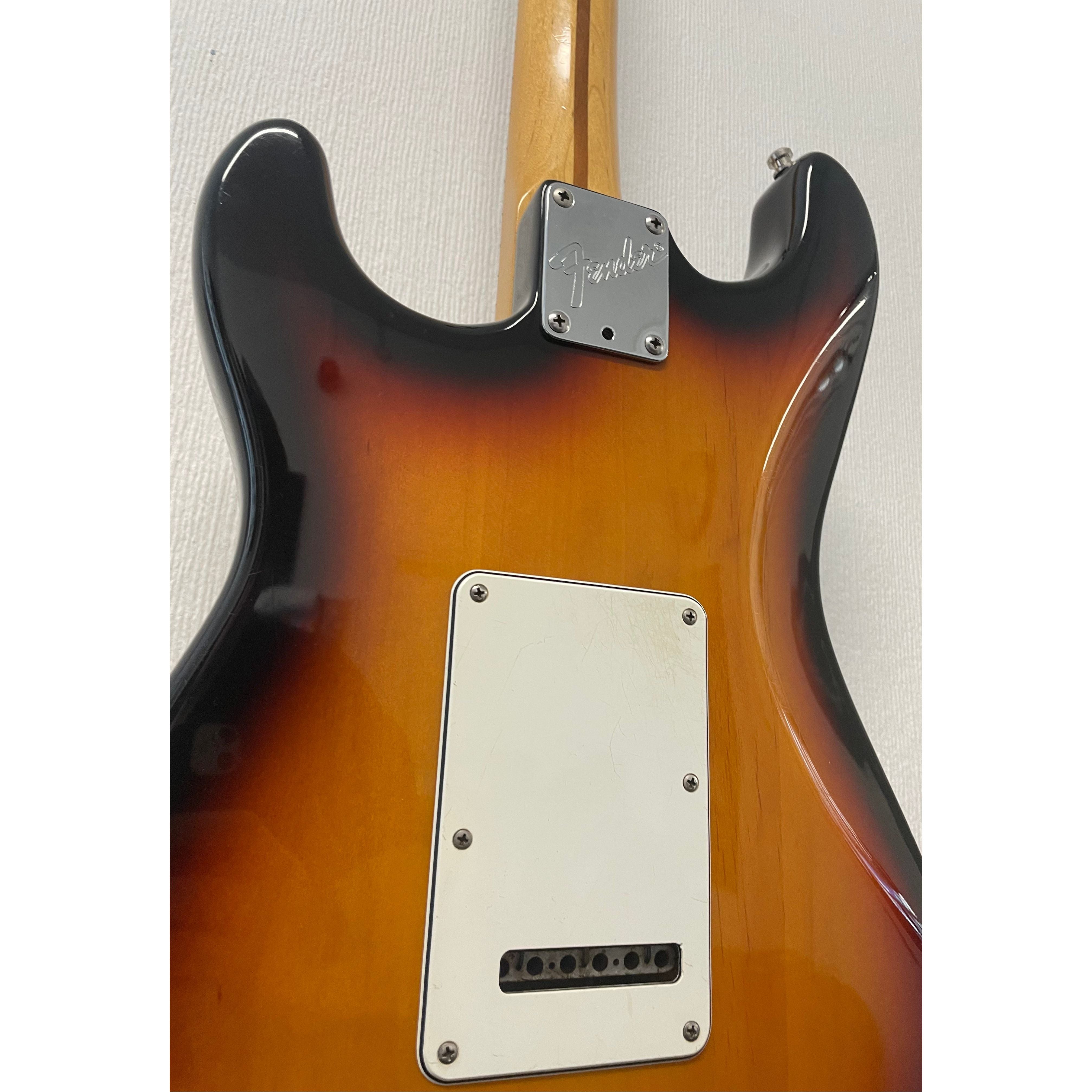Fender USA Stratocaster 1989 in 3 Tone Sunburst with Fender Lace Sensor Pickups and Hardcase Pre-Owned