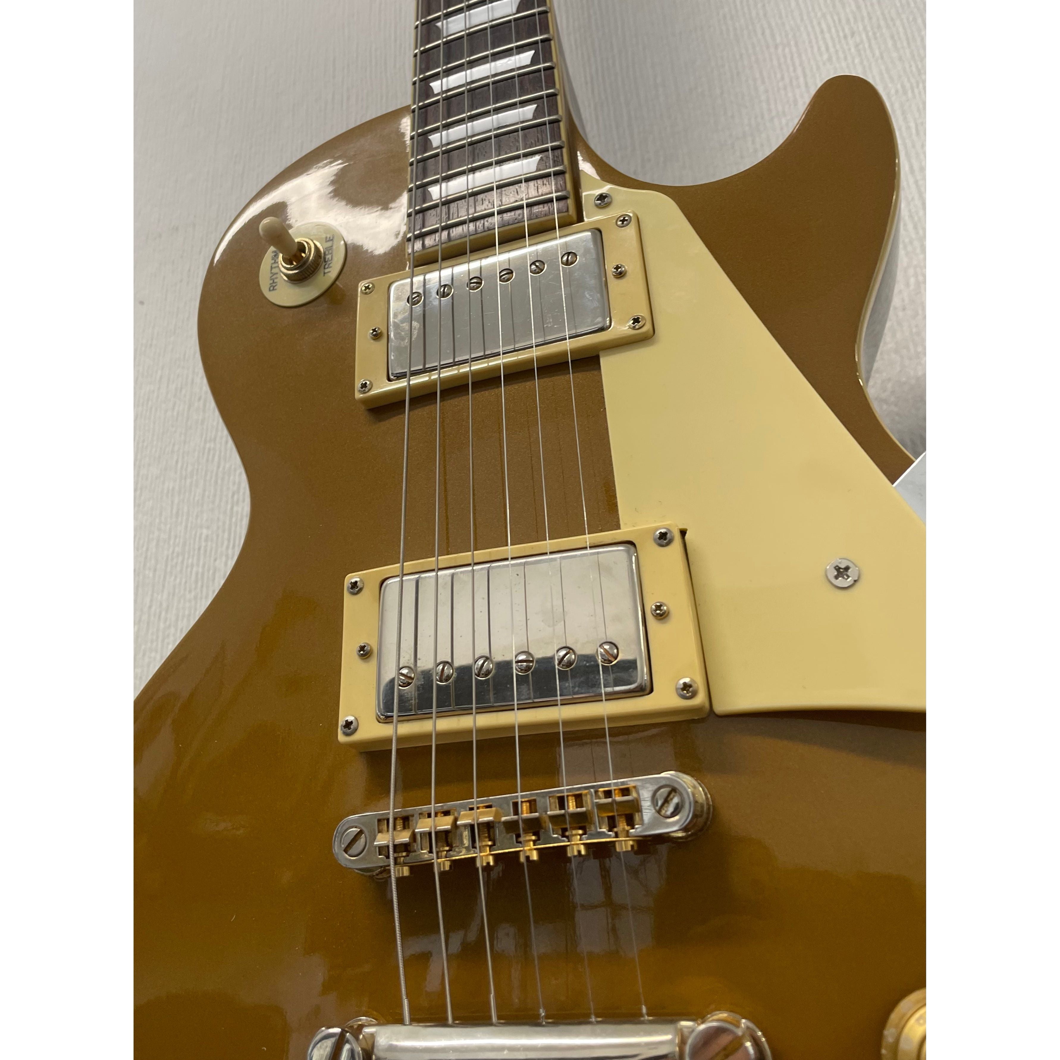 Epiphone Les Paul Gold Top, Samick, Korea, 2005, with Stagg Hardcase Pre-Owned