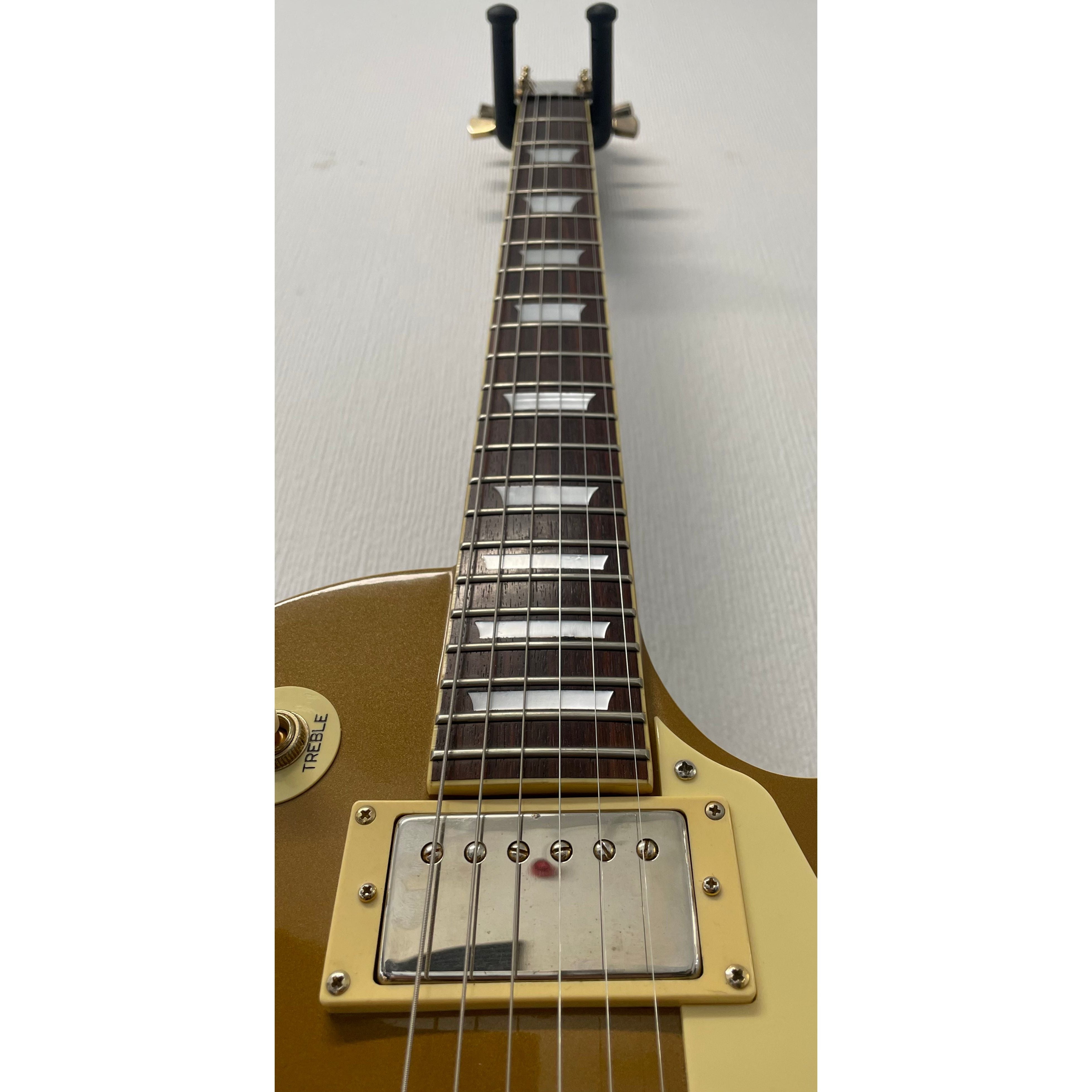 Epiphone Les Paul Gold Top, Samick, Korea, 2005, with Stagg Hardcase Pre-Owned