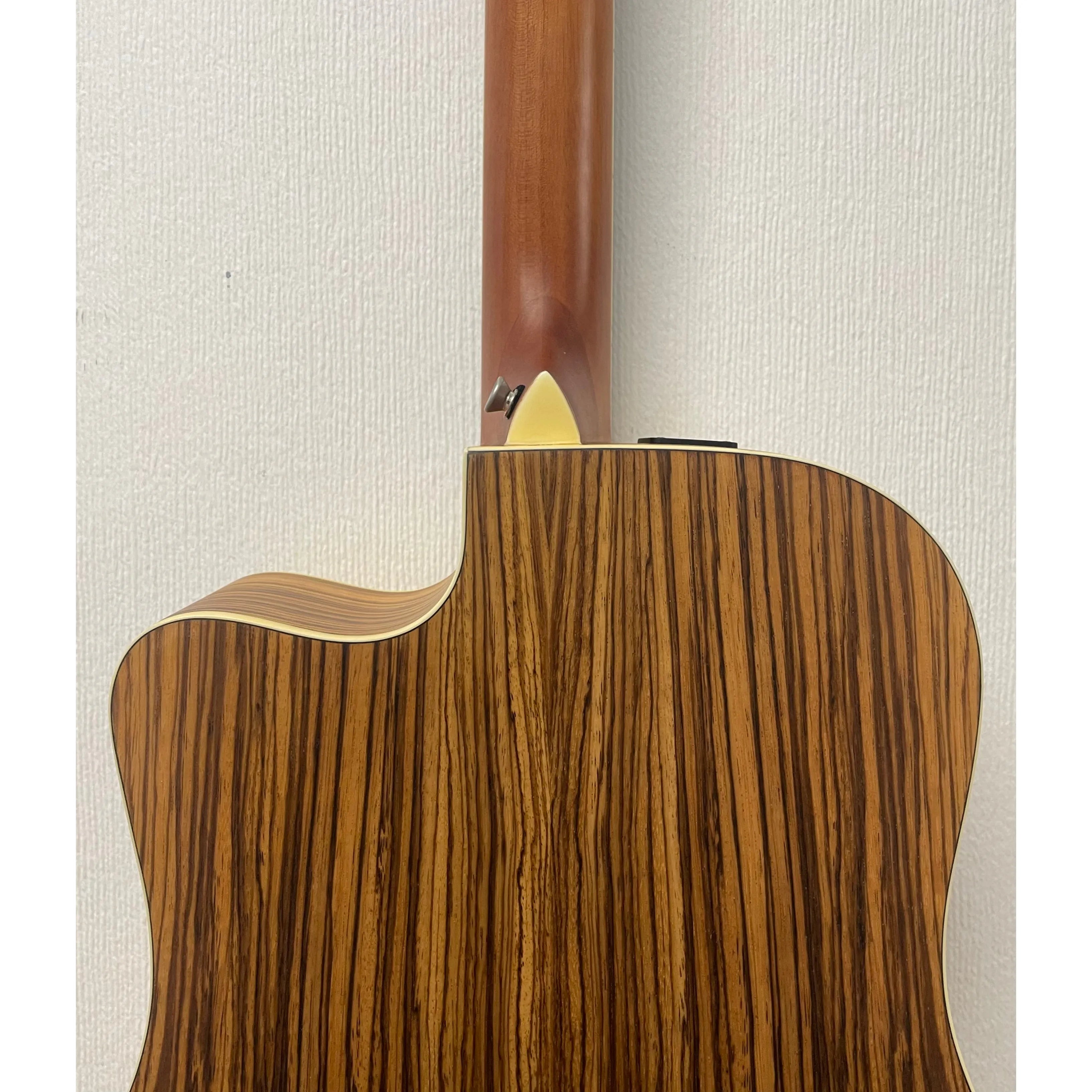 Turner Dreadnought 40CE Electro Acoustic Guitar