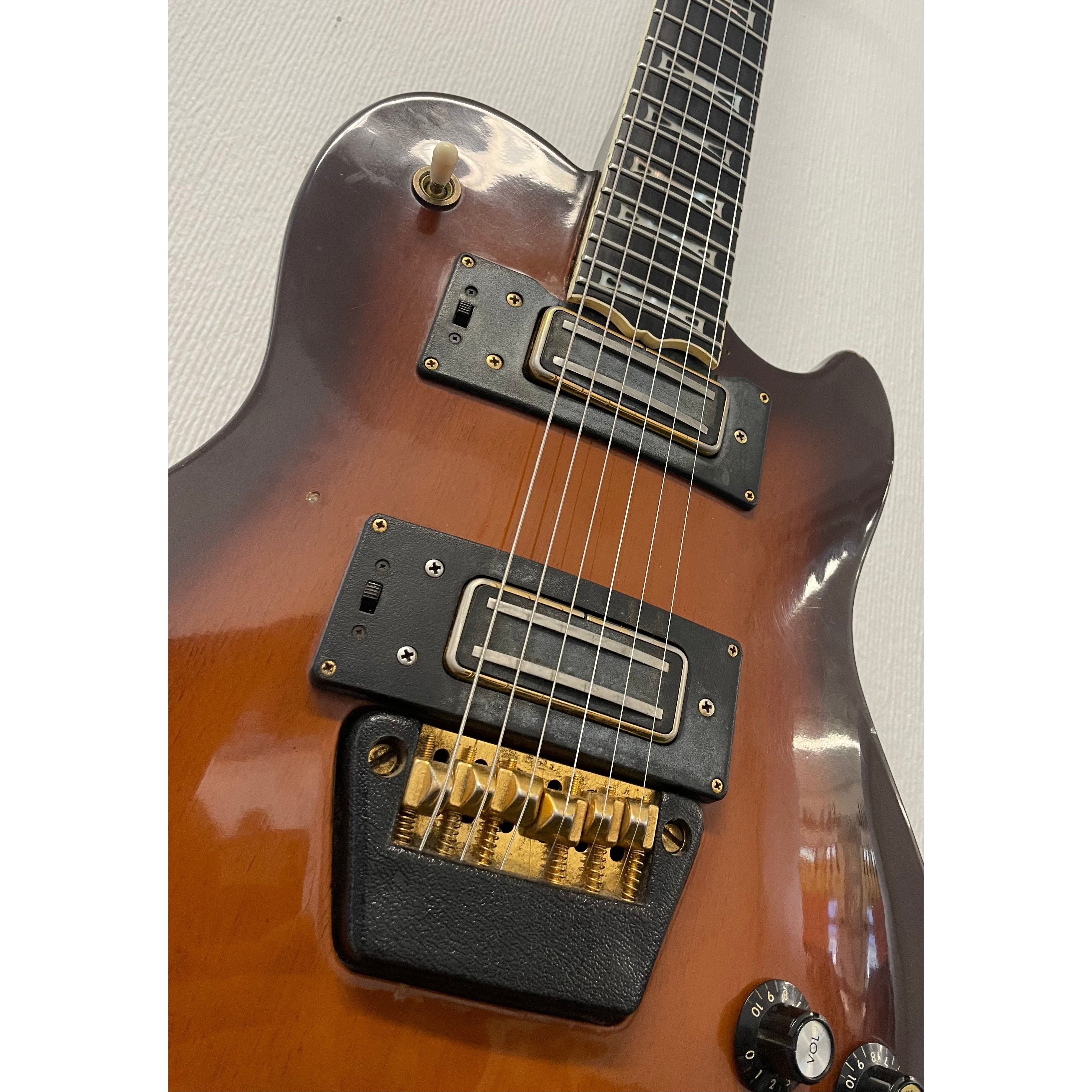 Ovation Ultra Kamen II (UK II) in Sunburst with Original Hardcase Pre-Owned