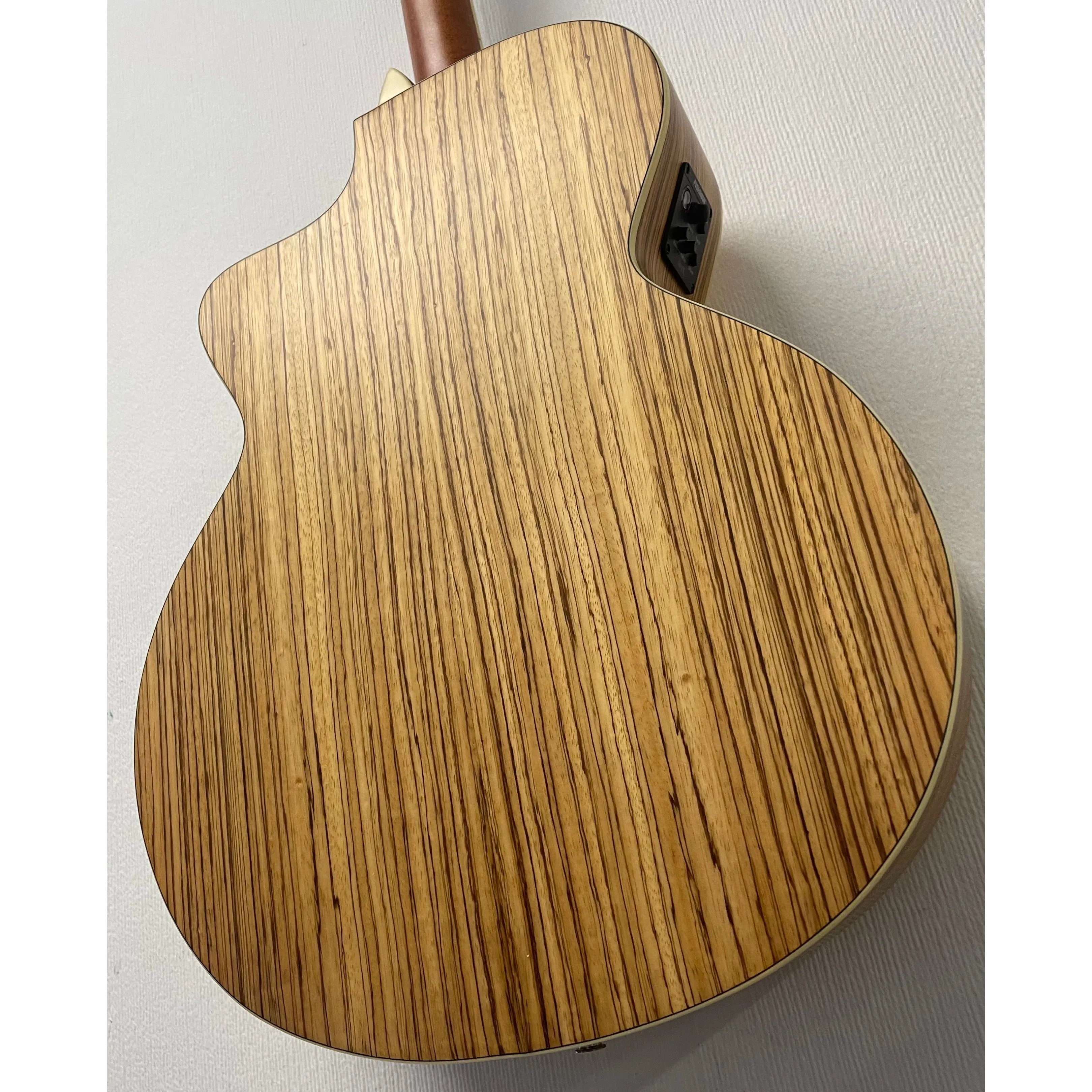 Turner Jumbo 45CE Electro Acoustic Guitar