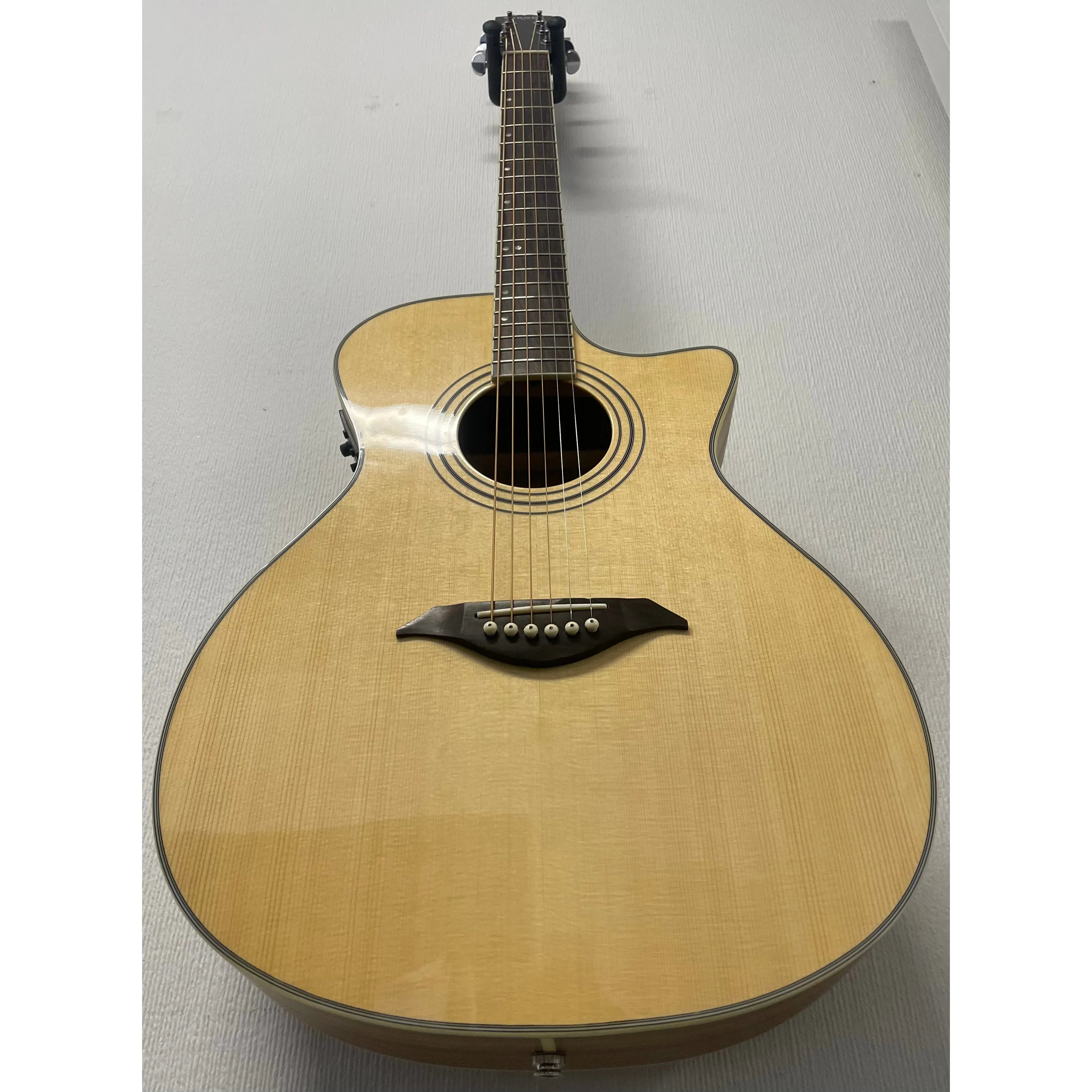 Turner Grand Concert 42CE Electro Acoustic Guitar
