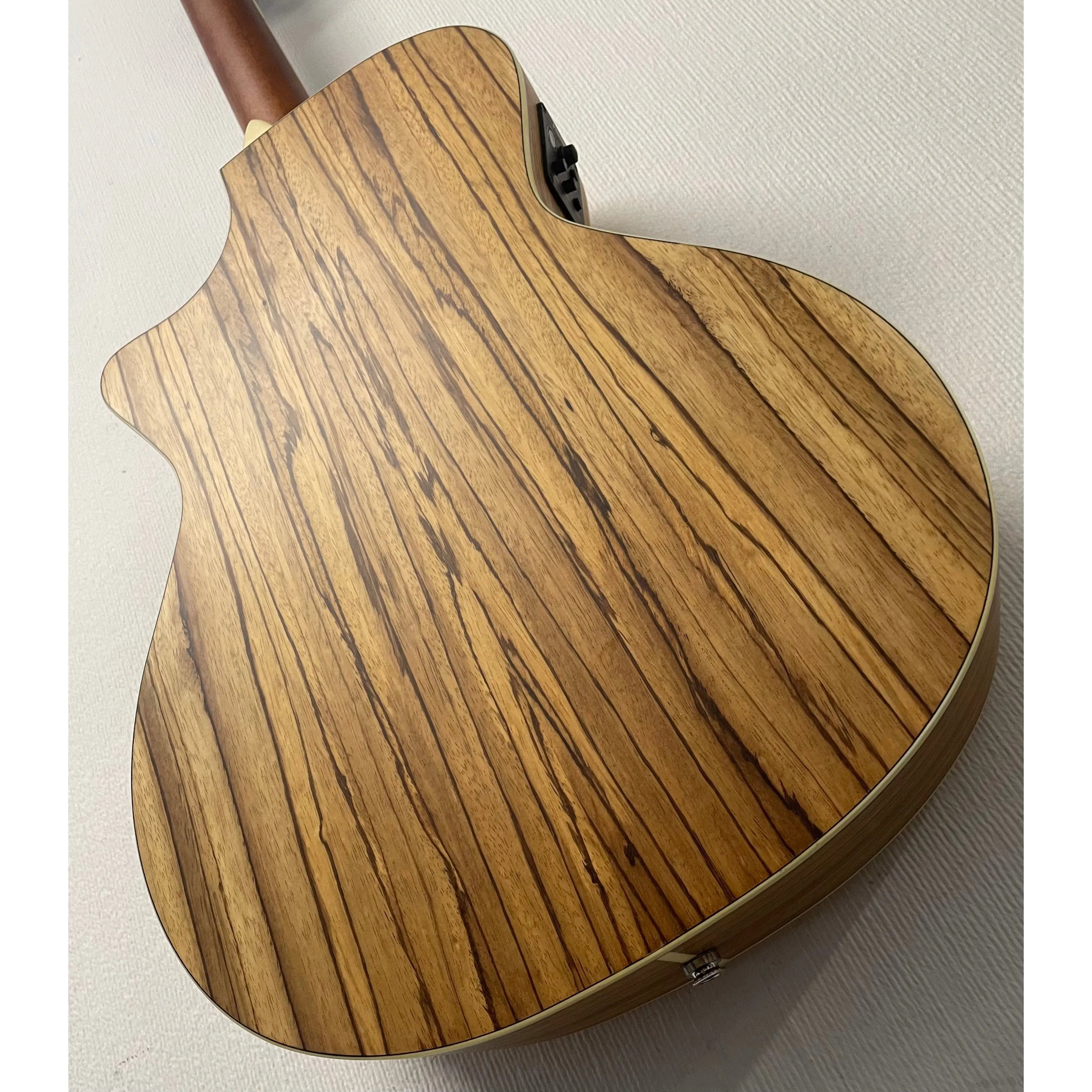 Turner Grand Concert 42CE Electro Acoustic Guitar