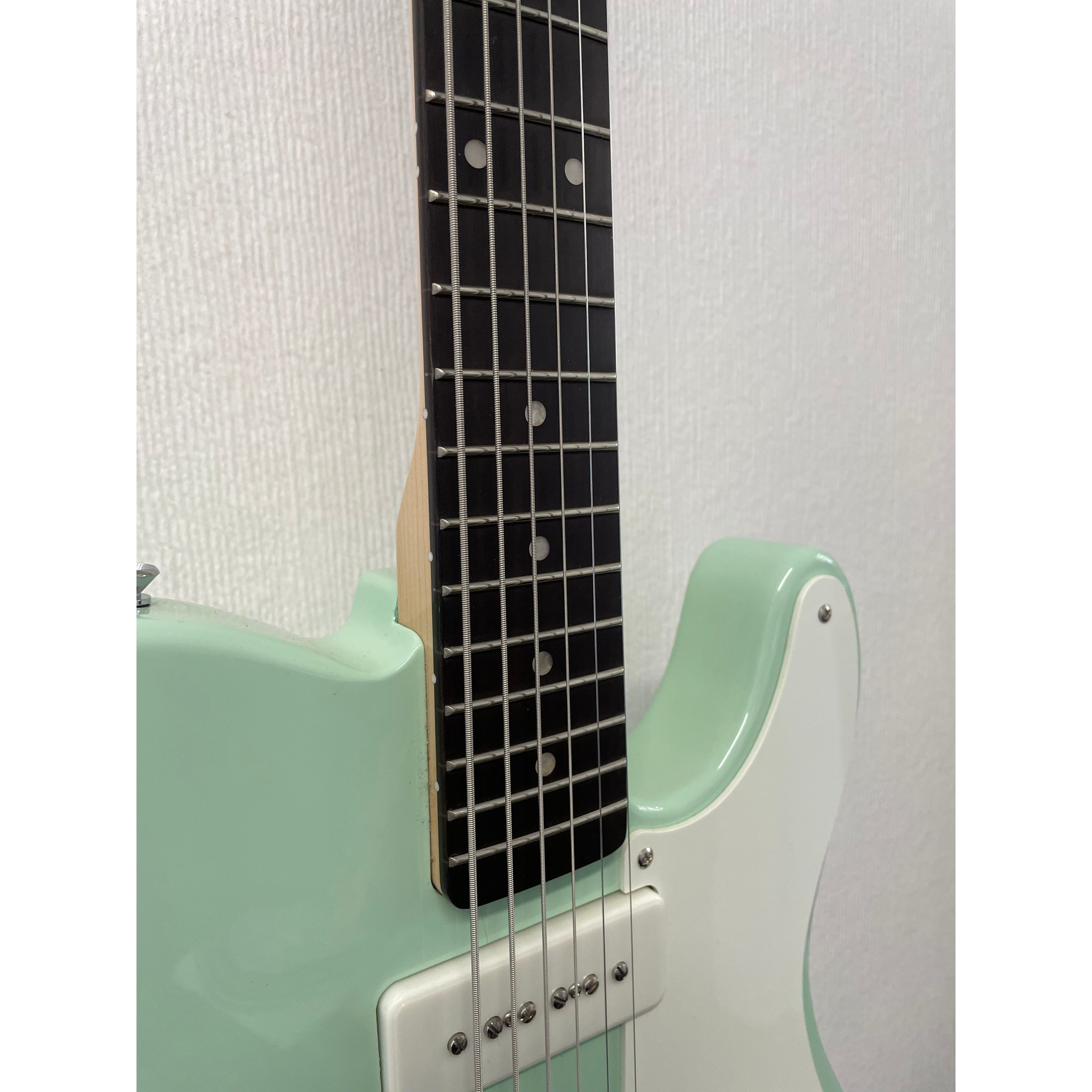 Squier Paranormal Series Baritone Cabronita Telecaster Electric Guitar in Surf Green Pre-Owned