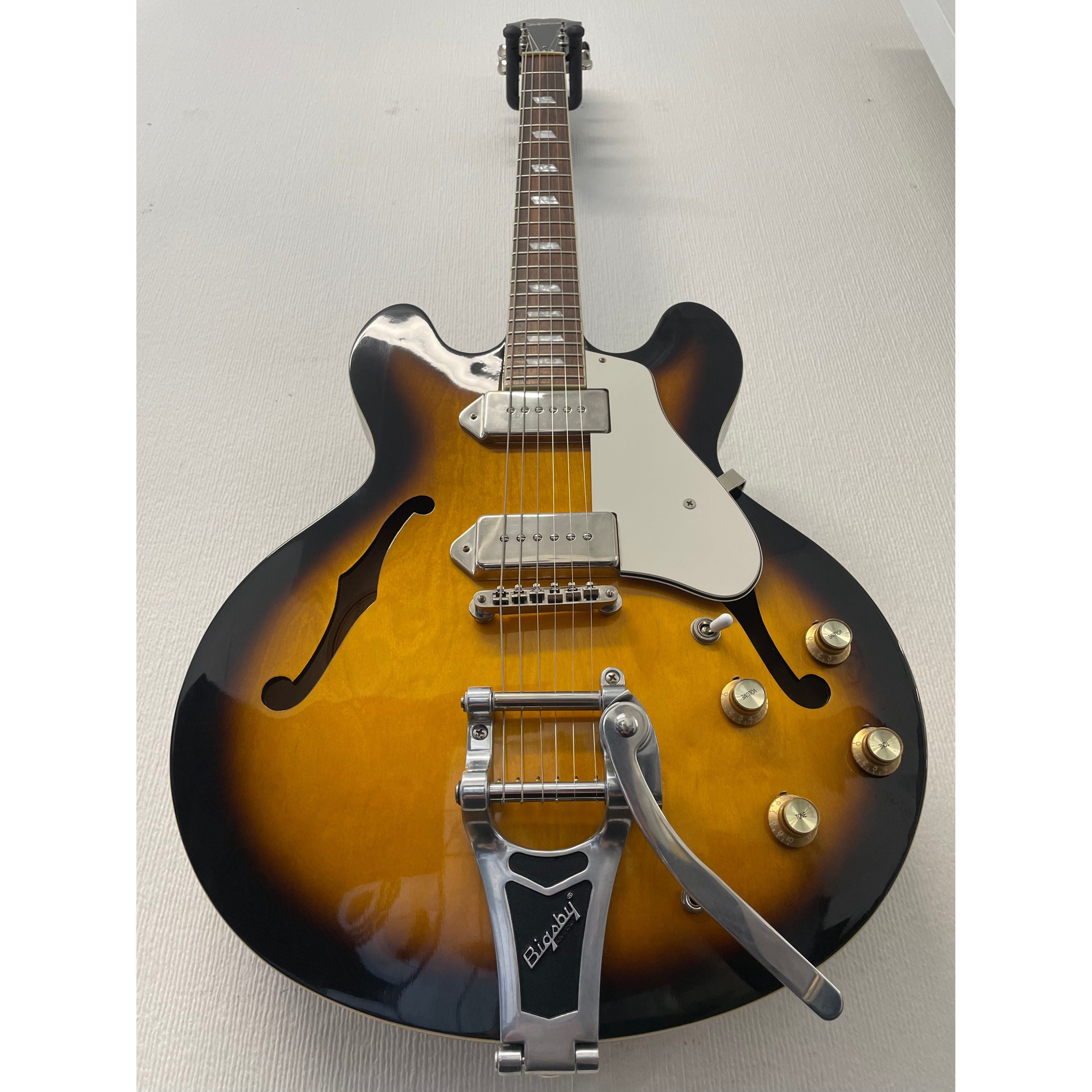 Epiphone Casino VS Bigsby Hollowbody Electric Guitar in Vintage Sunburst Pre-Owned