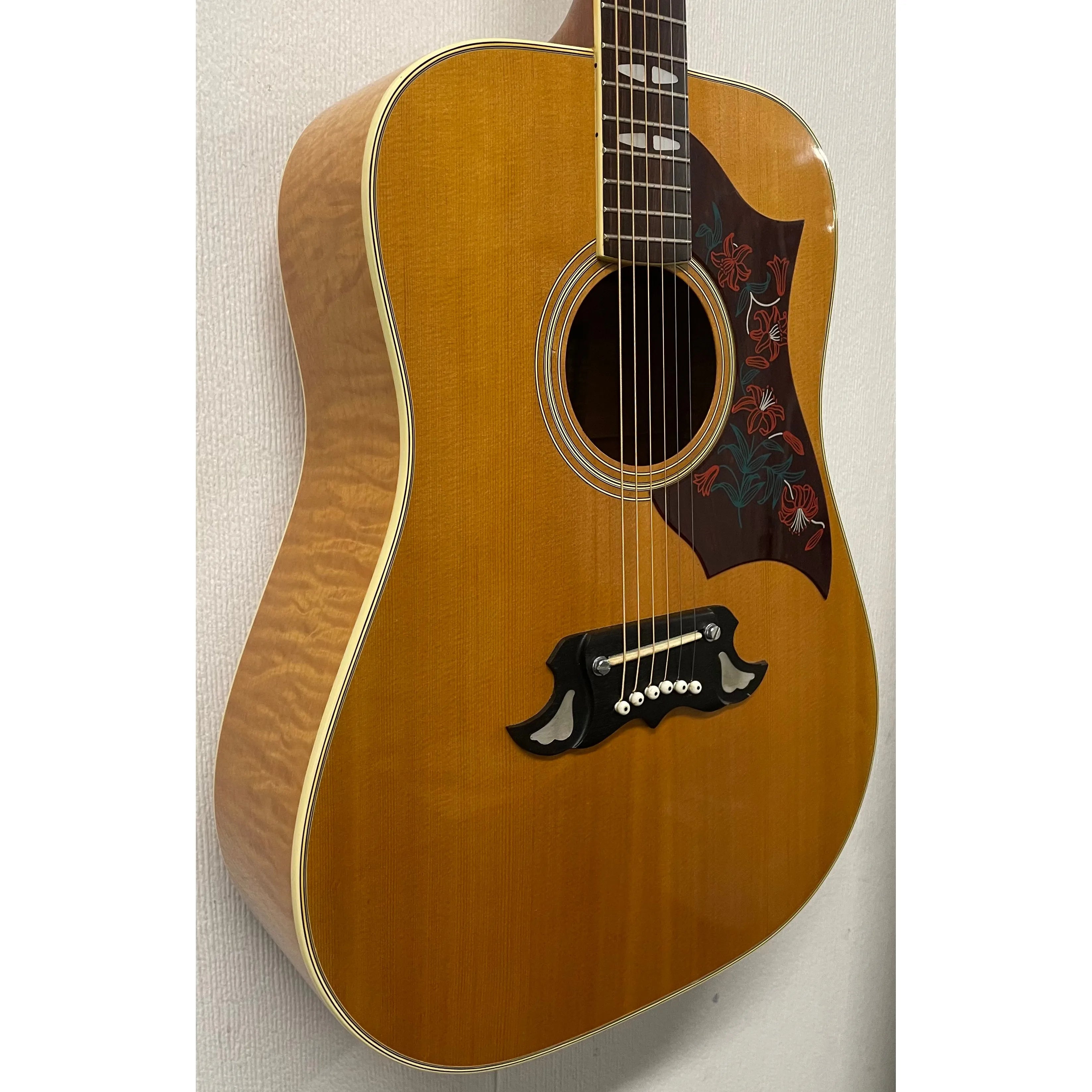 Terada FW504 Dove Style Acoustic Guitar, Made in Japan, 1970's, with Hardcase Pre-Owned