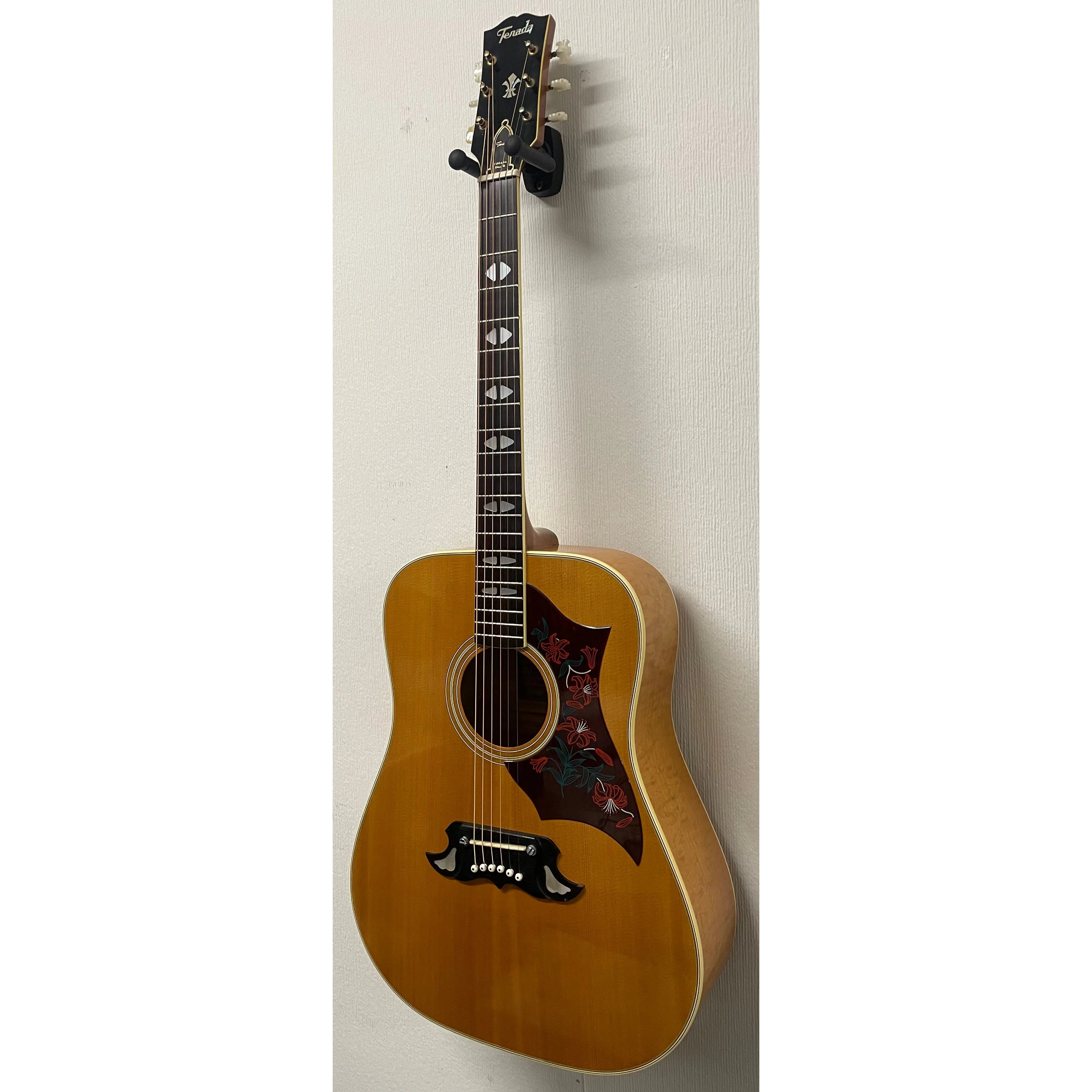 Terada FW504 Dove Style Acoustic Guitar, Made in Japan, 1970's, with Hardcase Pre-Owned