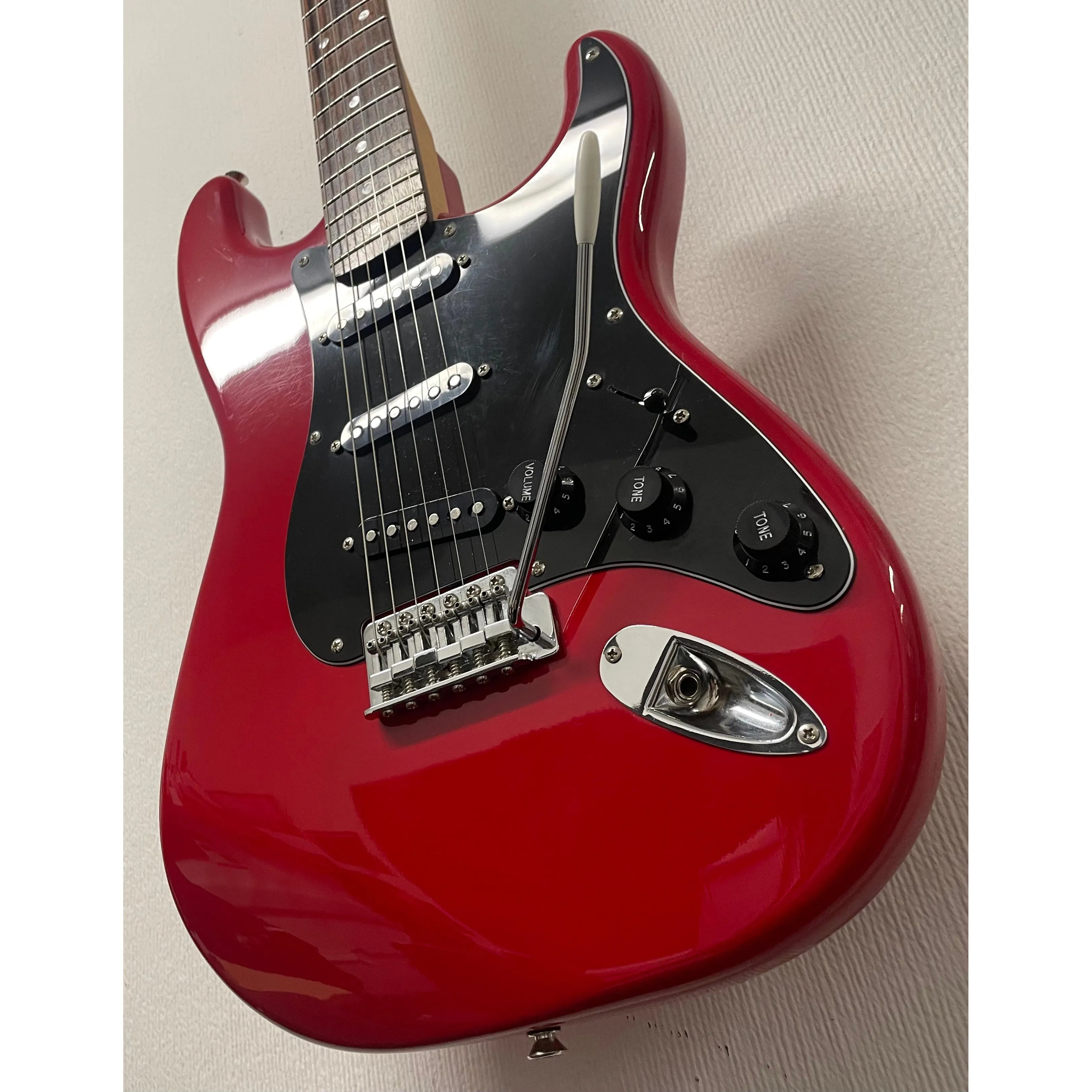 Squier Affinity 20th Anniversary Stratocaster in Red Pre-Owned