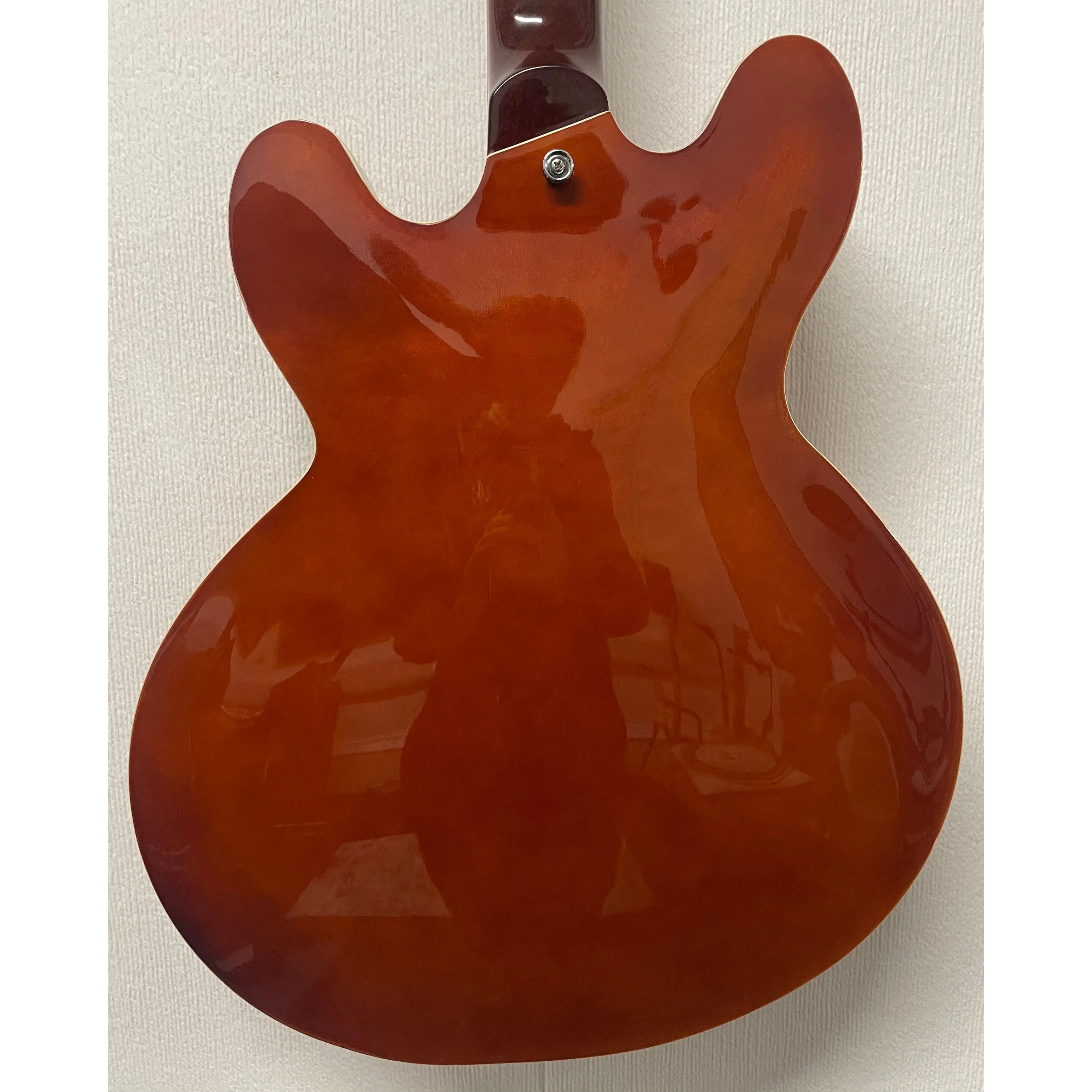 Vintage Hollowbody Electric Guitar VSA500 in Honeyburst Pre-Owned