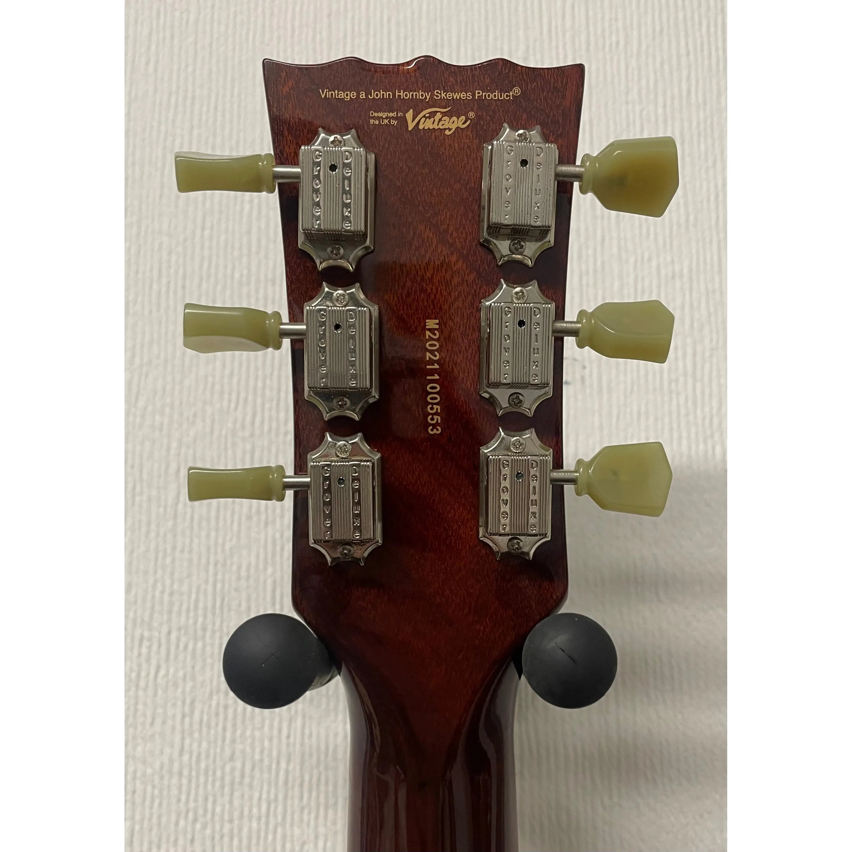 Vintage Hollowbody Electric Guitar VSA500 in Honeyburst Pre-Owned