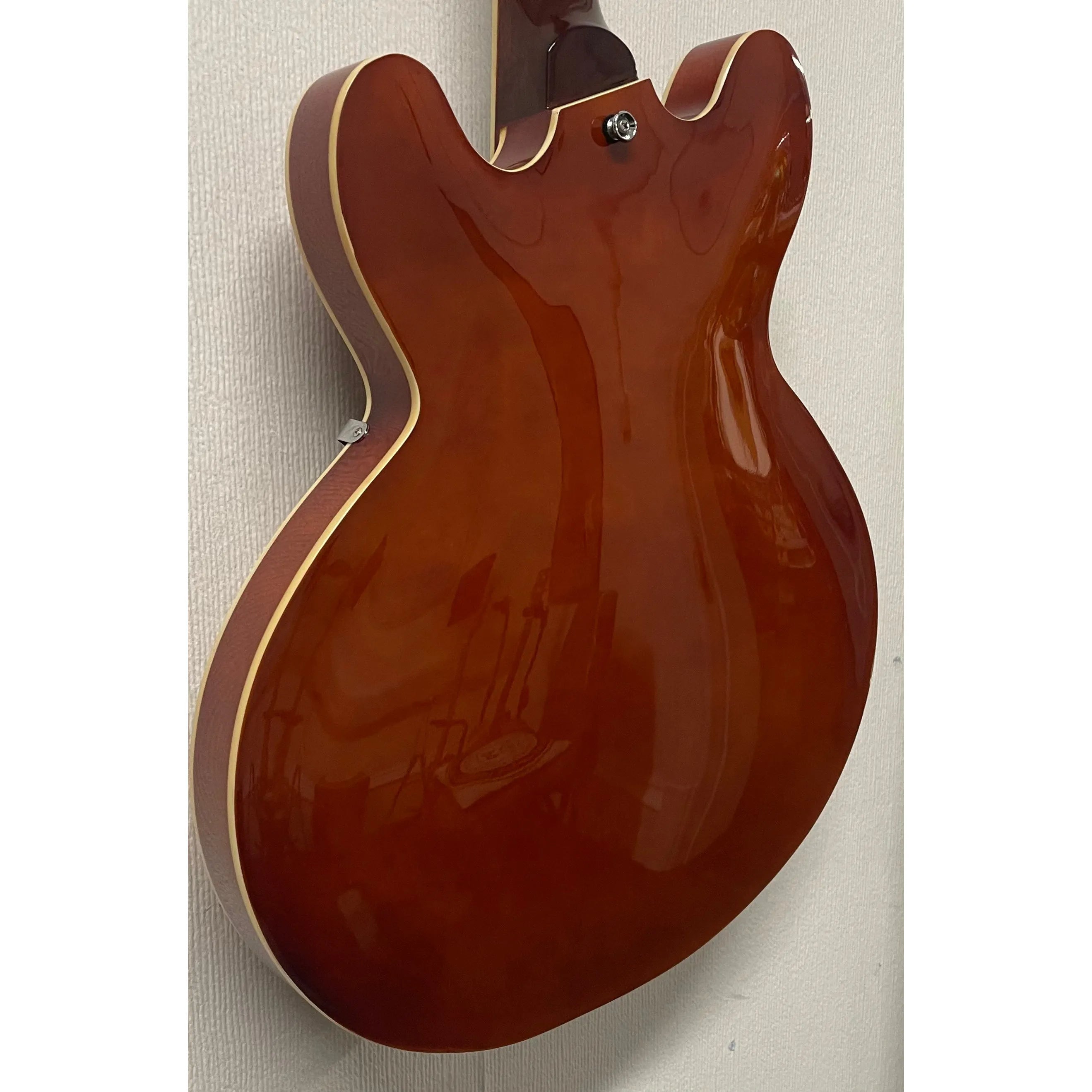 Vintage Hollowbody Electric Guitar VSA500 in Honeyburst Pre-Owned