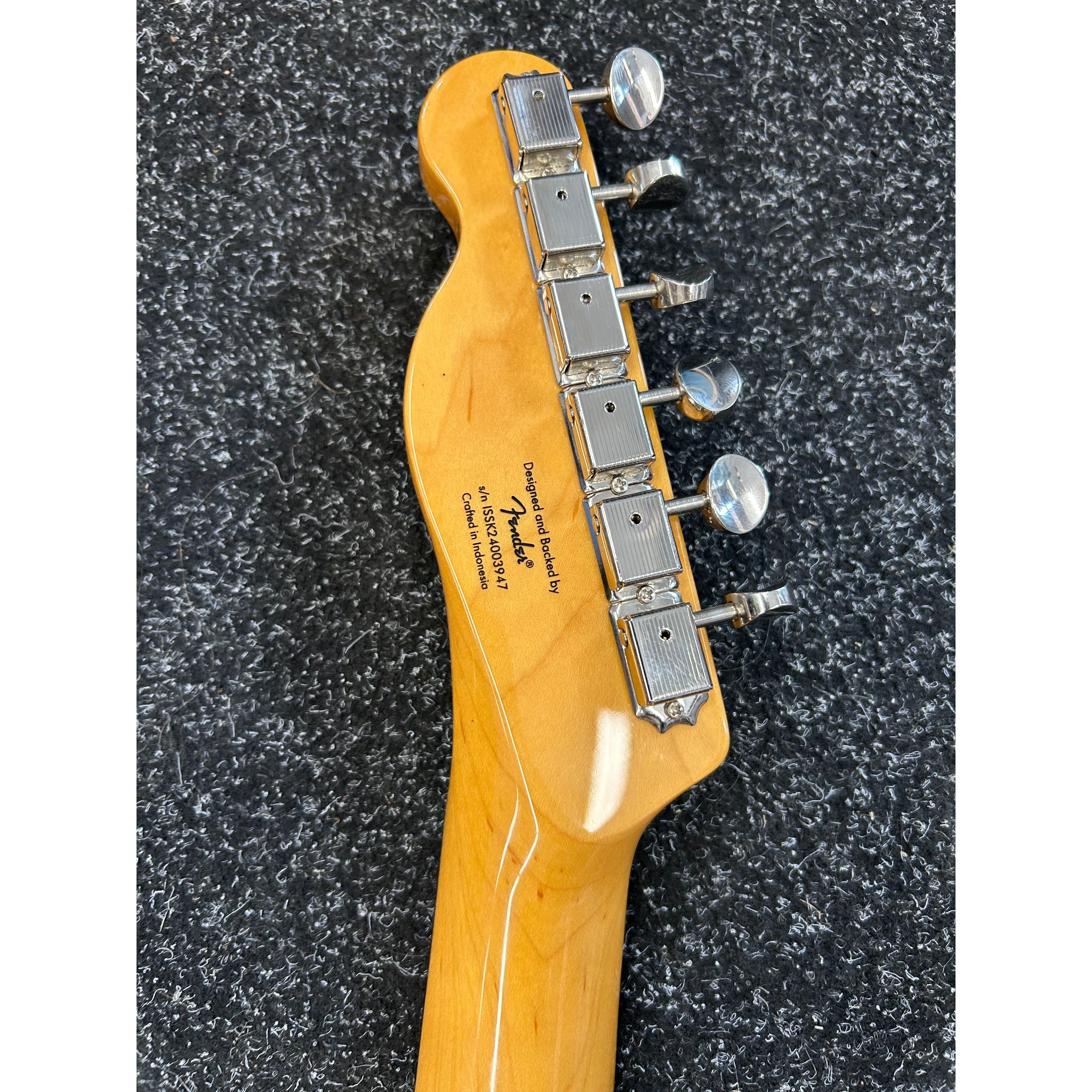 Squier FSR Classic Vibe '60s Custom Esquire, Shoreline Gold Pre-Owned