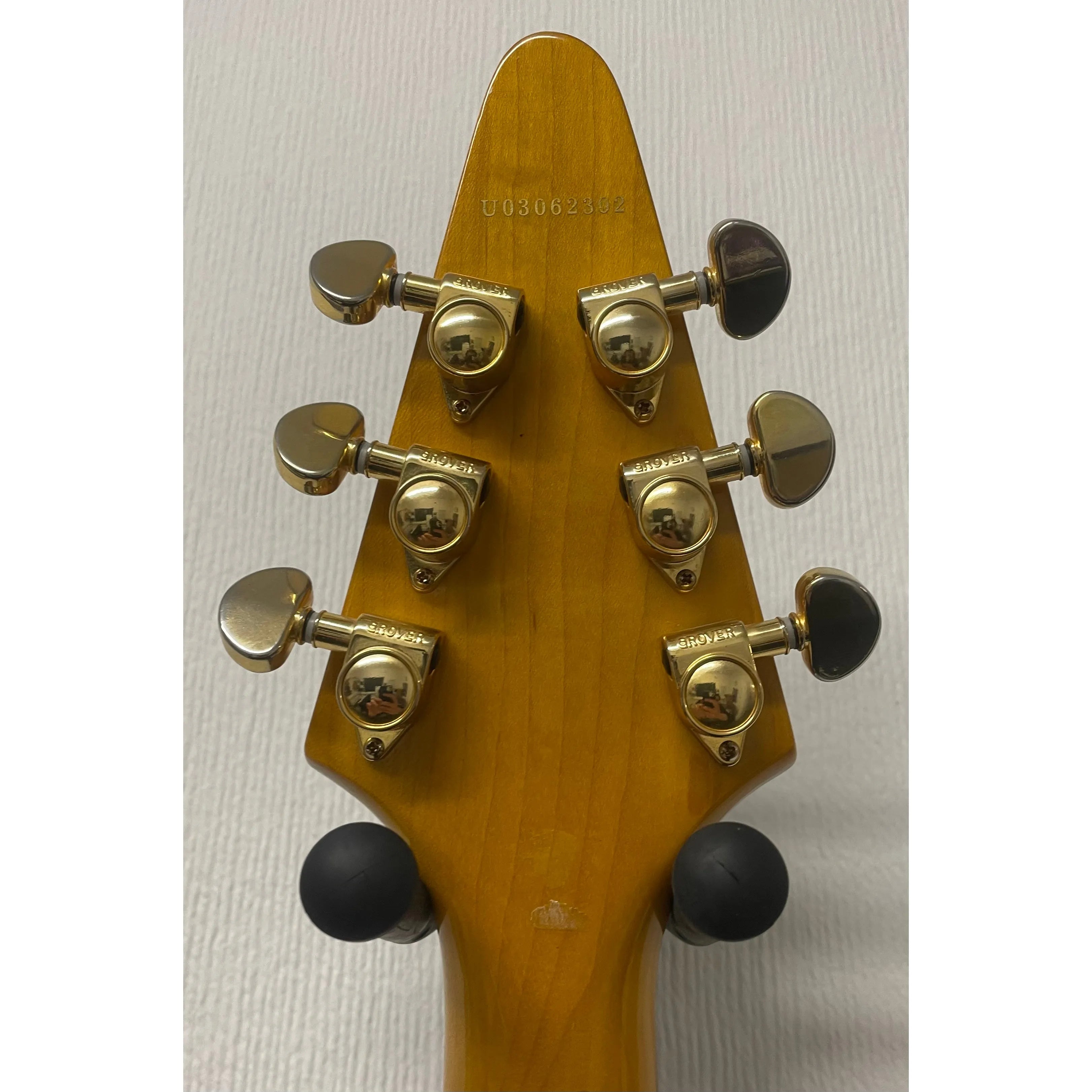 Epiphone Flying V in Natural, 2003, Korean, Unsung, Electric Guitar Pre-Owned