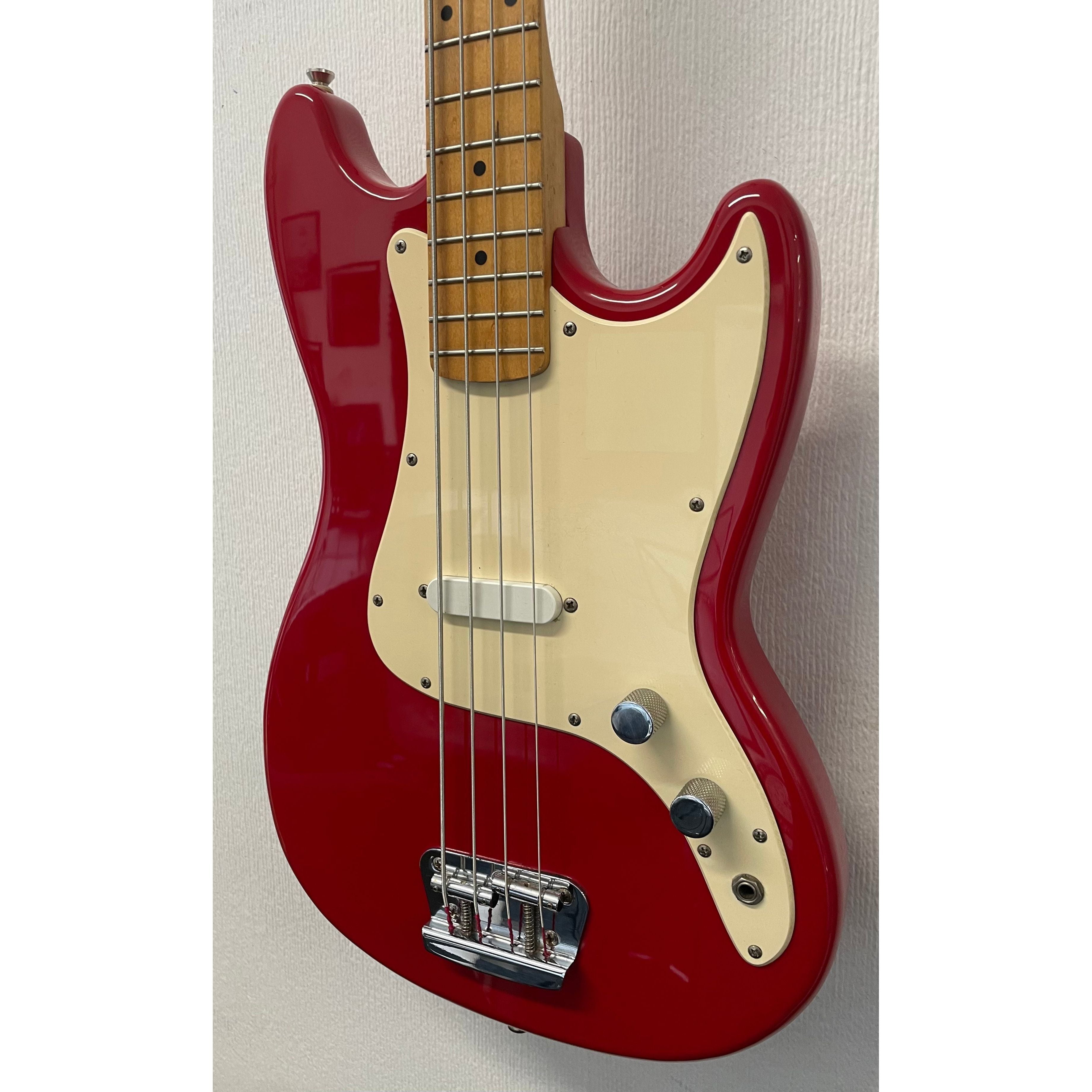 Squier Affinity Bronco Bass in Torino Red Pre-Owned